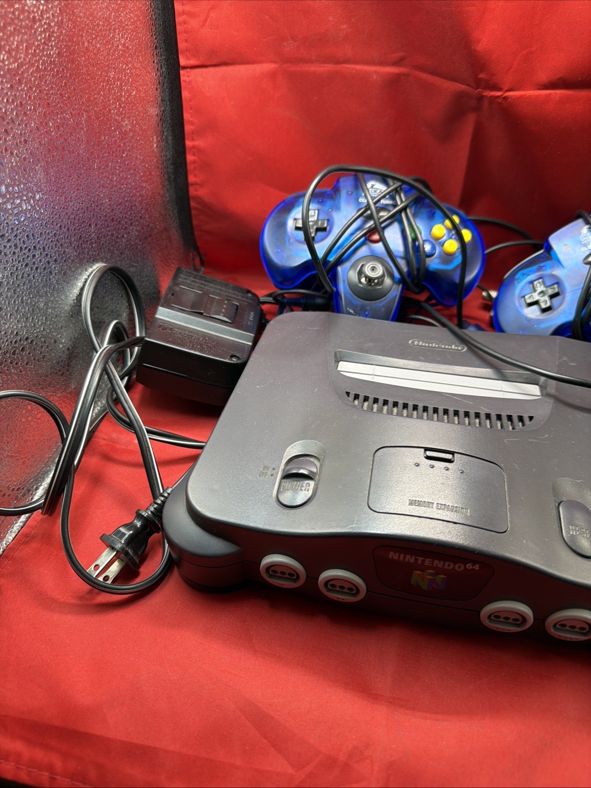 Nintendo 64 N64 System Home Game Console controller & Cords No Expansion Pack
