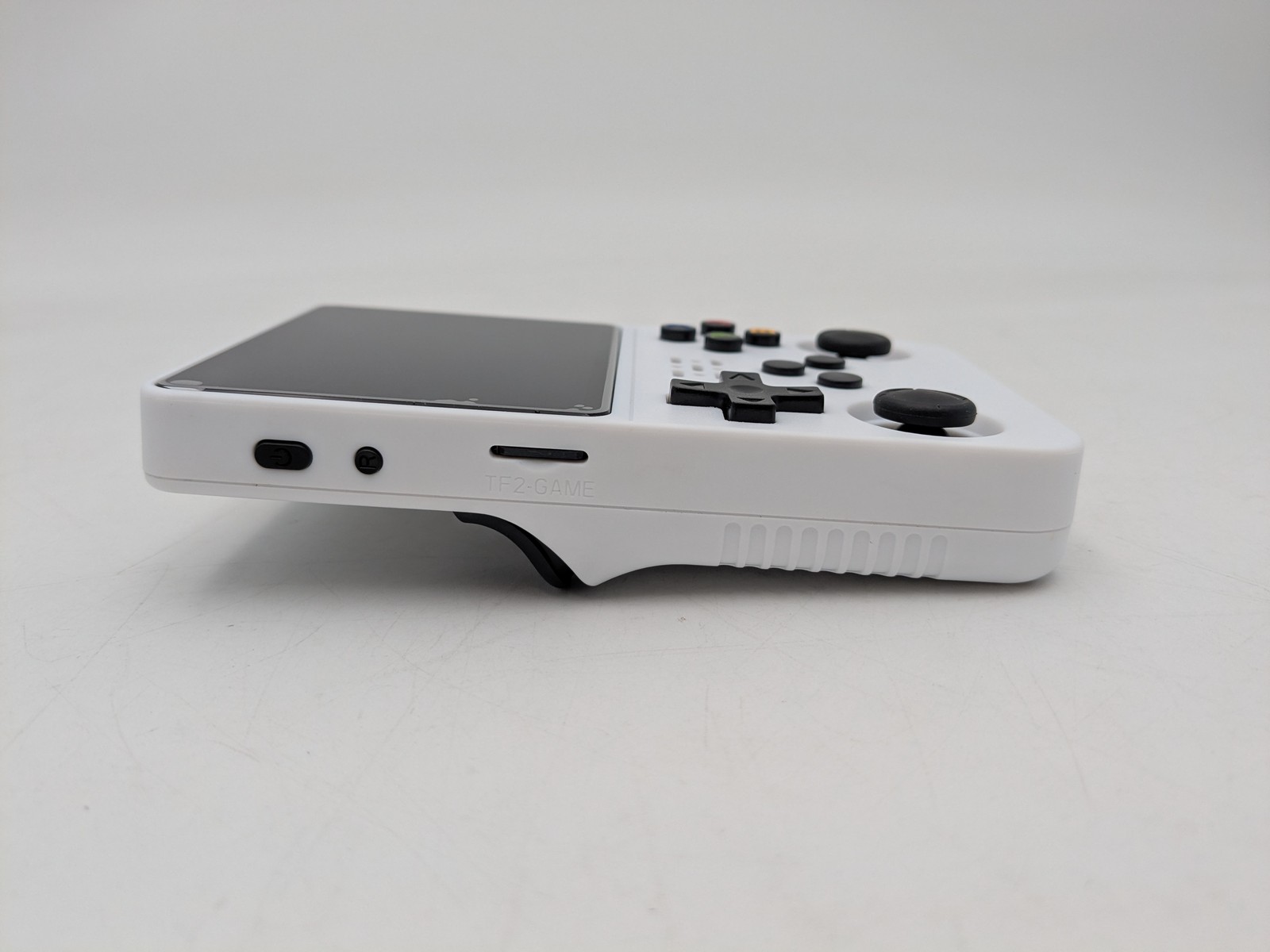 R36S Retro Handheld Gaming Console Built-In Simulator 3.5″ IPS Screen – White