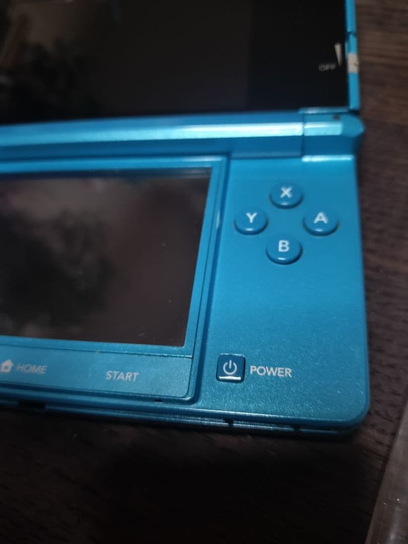 With Bonus Nintendo 3DS Console Light Blue Tested and Working