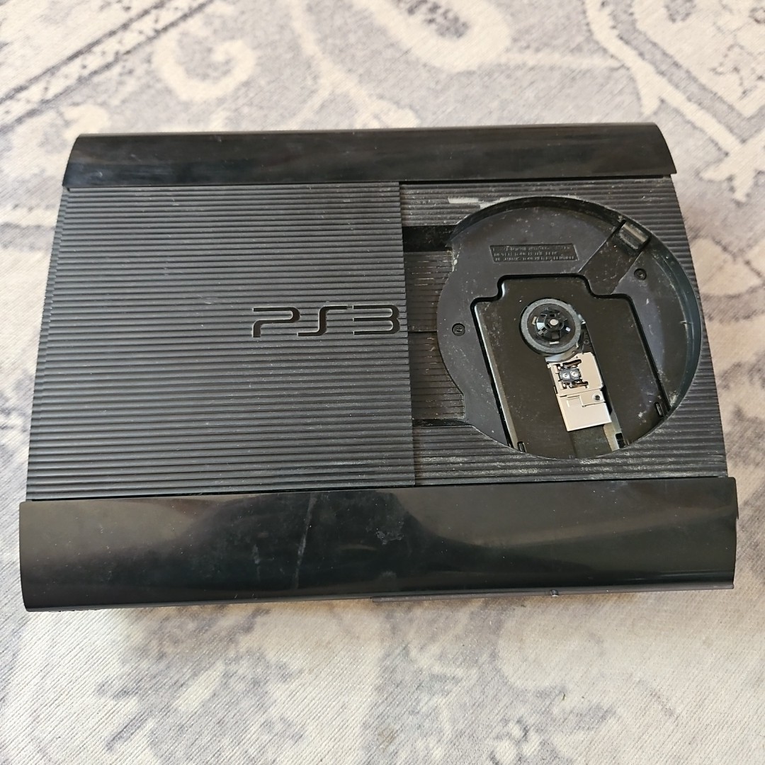 Sony PlayStation 3 (PS3) Super Slim 2500GB CECH-4001B Console And Power Cord