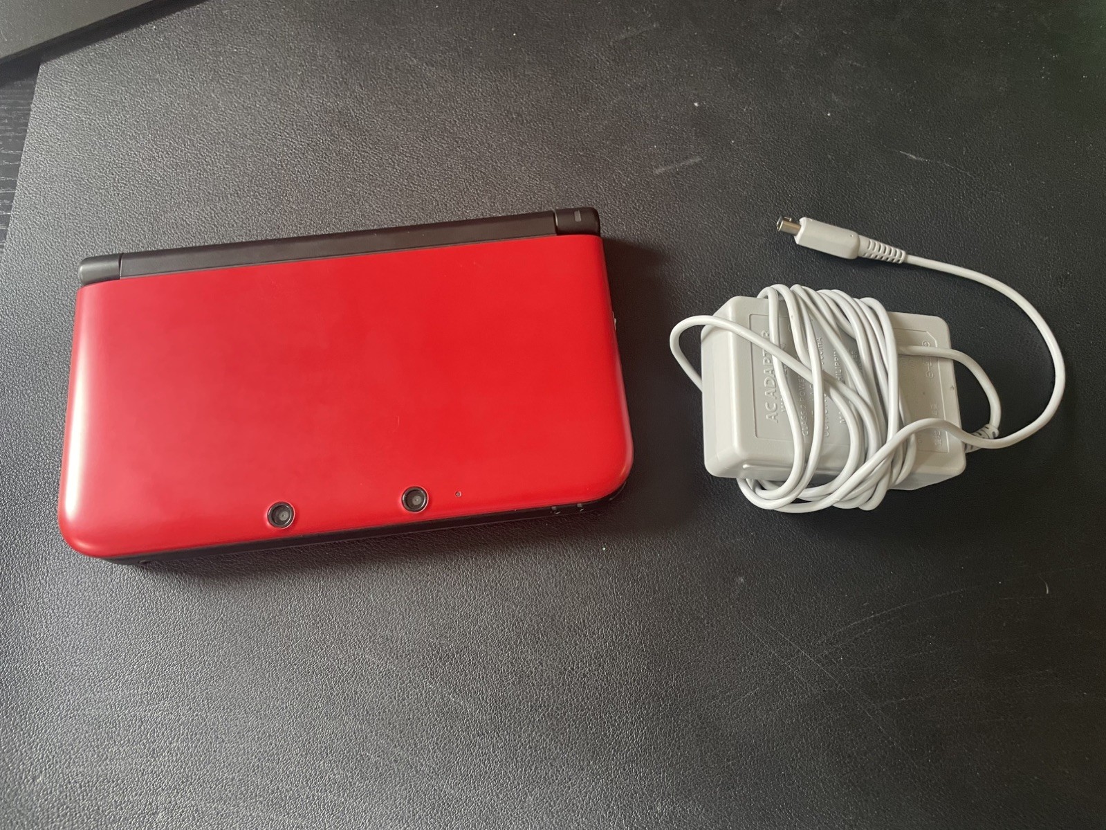 Nintendo 3DS XL Red Black Handheld Console SPR-003 USA Charger Stylus Bundle