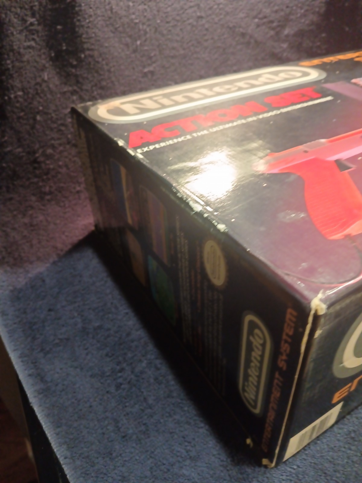 Nintendo Nes Action Set Console System Complete in Box (Cib) Controllers / Games