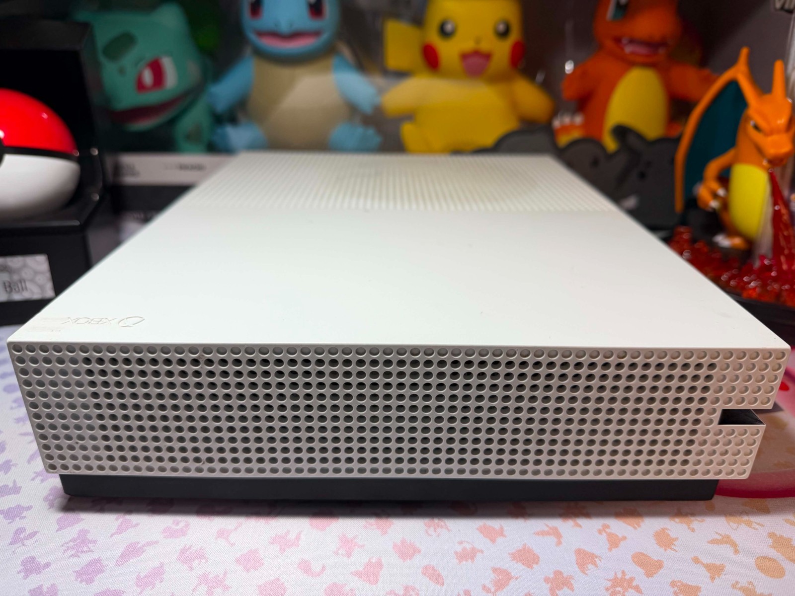 Microsoft Xbox One S 500 GB Console – White Used Tested Authentic Minor Wear