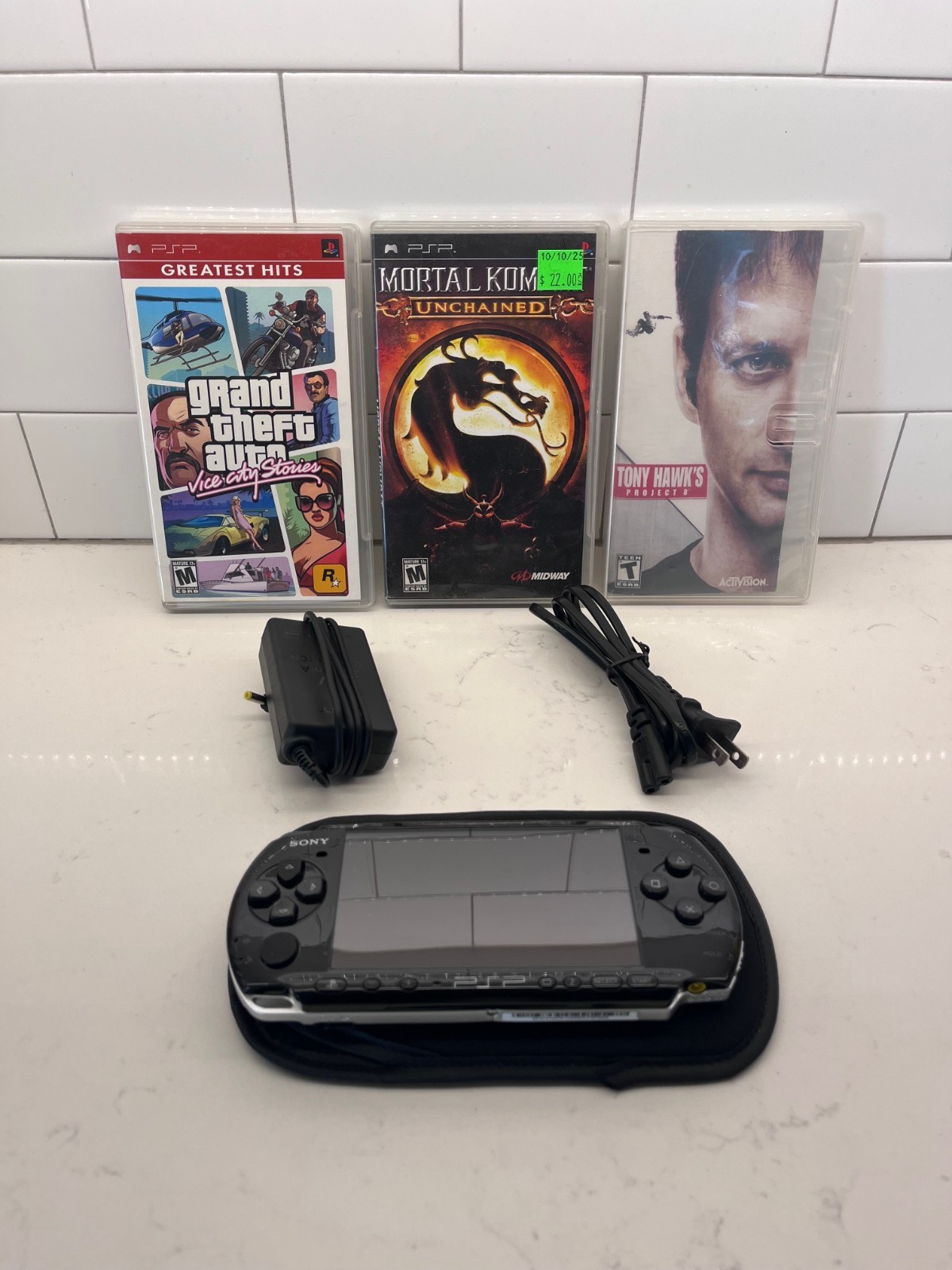 Sony PSP 3000 LotConsole Piano Black Retail in Box Region Free & Shipping Free