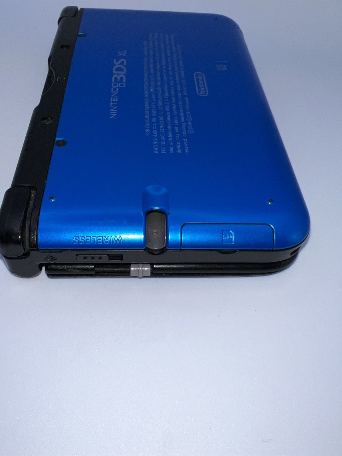 Nintendo 3DS XL Blue Black Handheld Console 2011 Works Charger, Games, NO STYLUS