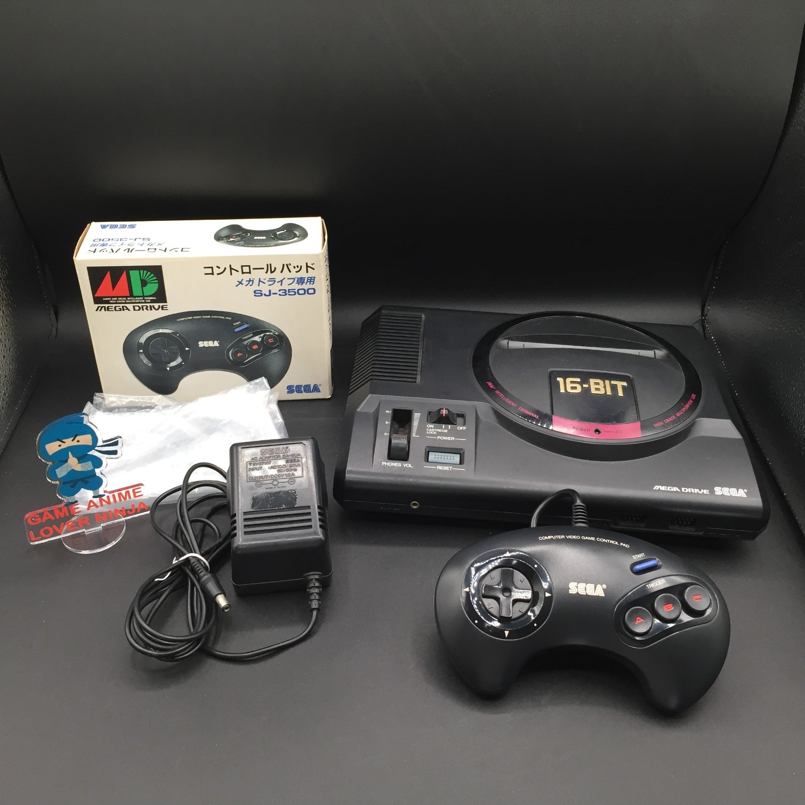 Sega Mega Drive Console HAA-2510 Controller Megadrive NTSC-J Japan Tested