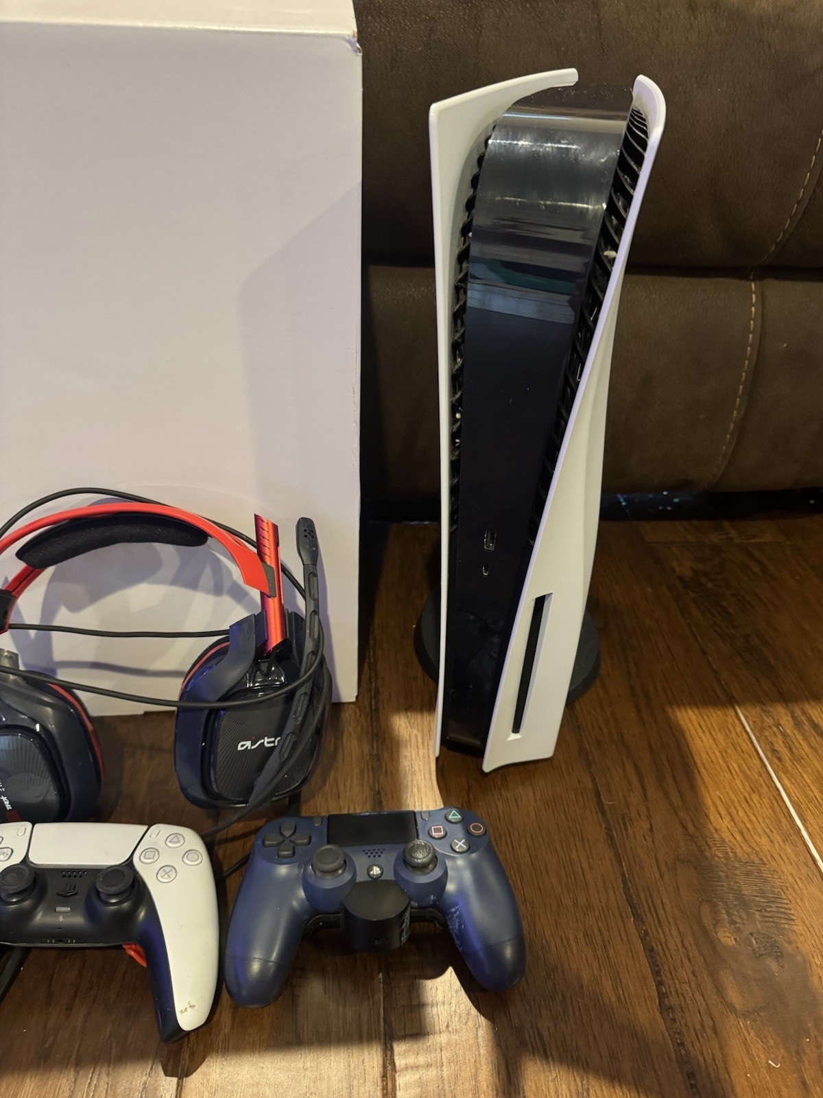 Sony PlayStation 5 PS5 825GB CFI-1215A Bundle 2 Controllers And Headset