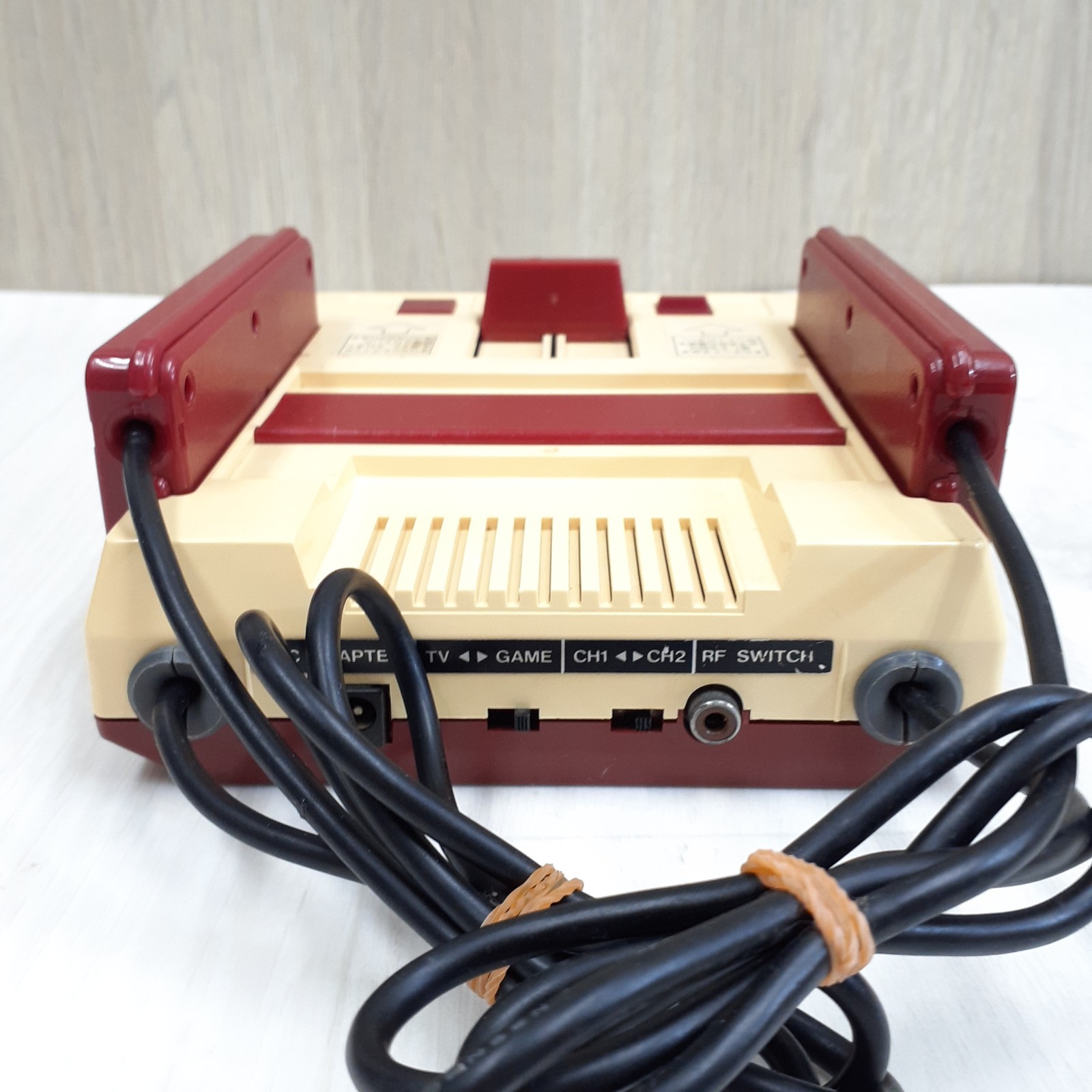 Nintendo Japanese original Famicom Console with 3 Mario Games & cables tested