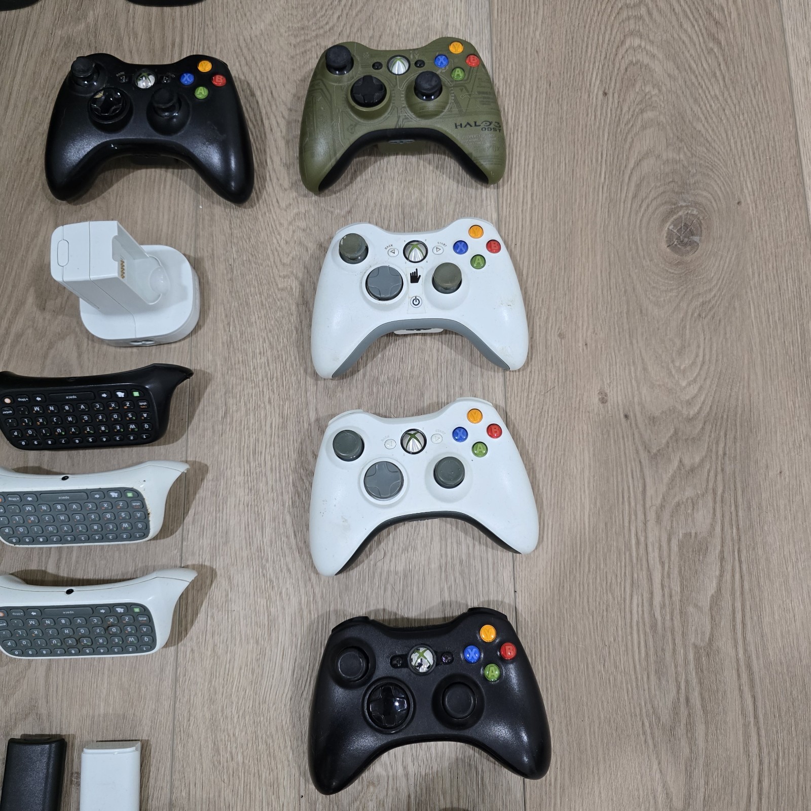 Massive XBOX Bundle – 4 Console + 13 Controllers & More [SOME TESTED / SOME…