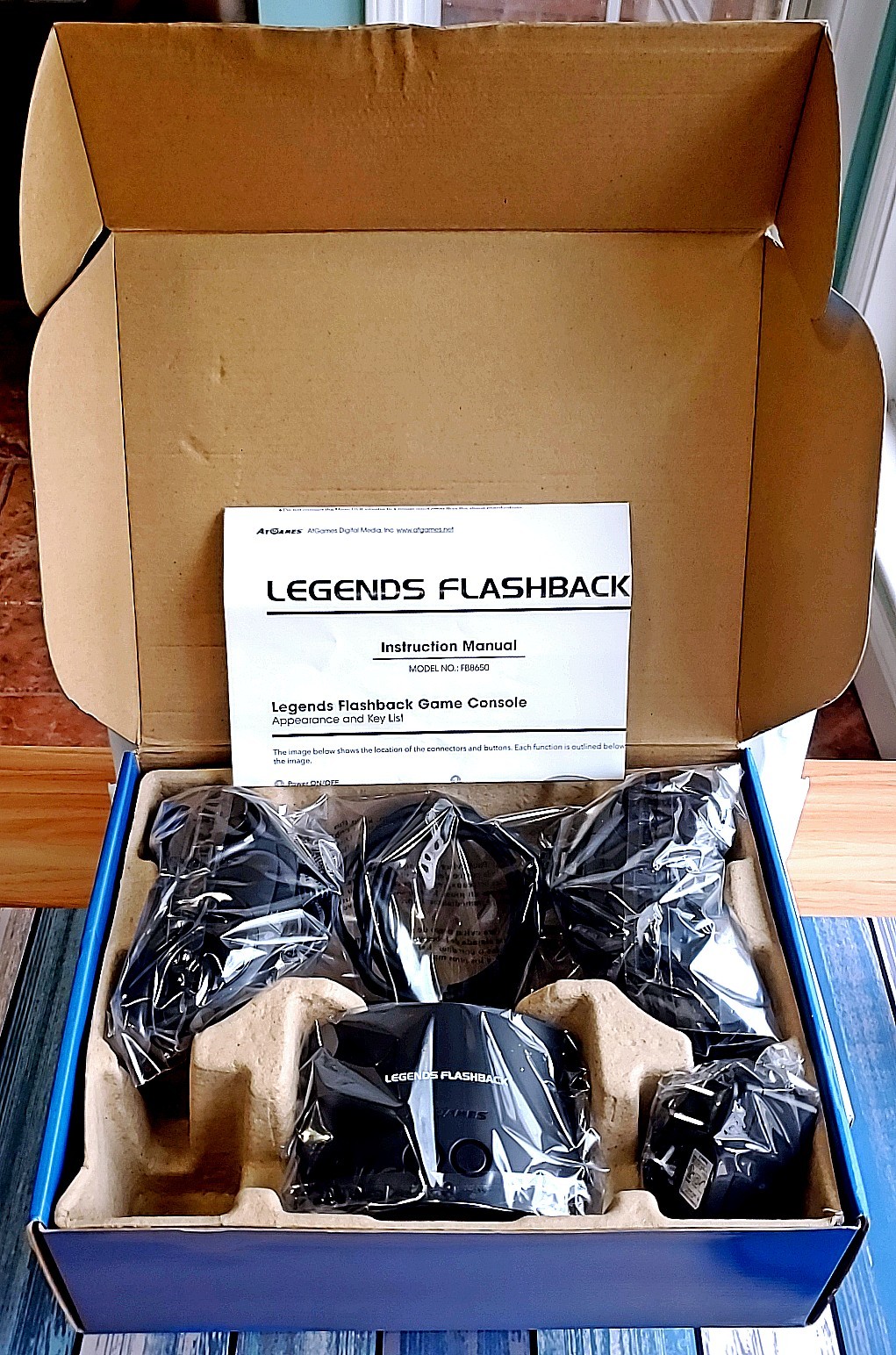 🔥🎮⬛🎮🔥 2018 Legends Flashback Console 50 Games Arcade Sega Nintendo NES ✅ CIB