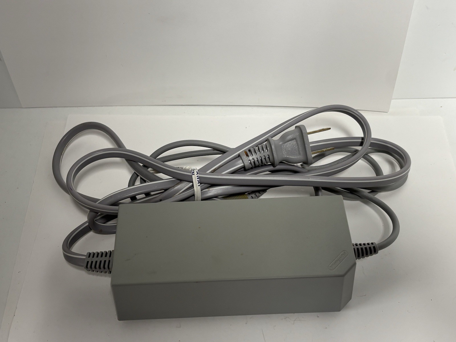 Nintendo Wii White Console – Tested & Working – RVL-001 GameCube Compatible