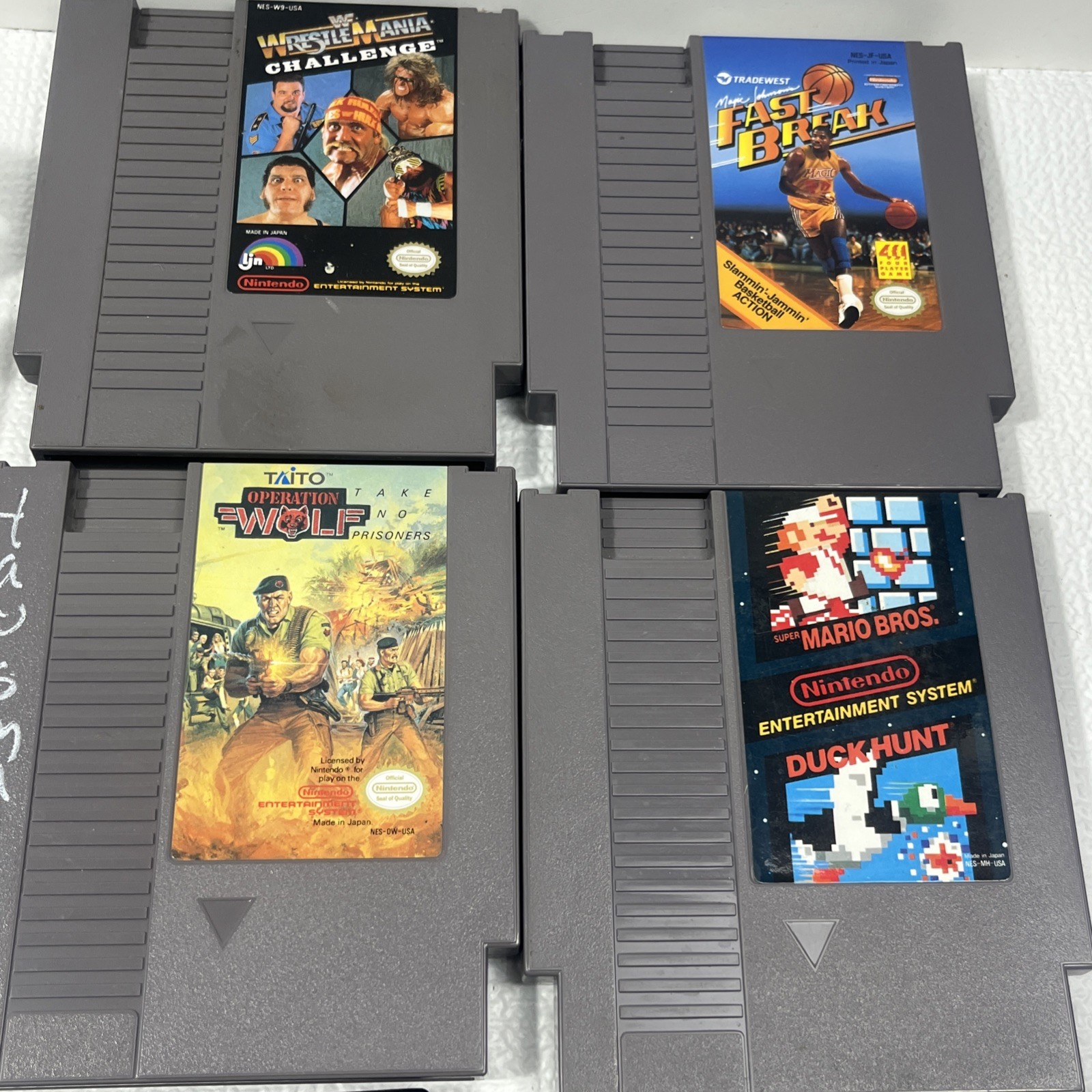 Nintendo NES Console Bundle Parts Repair Zapper NES Advantage 7 Games Powers On