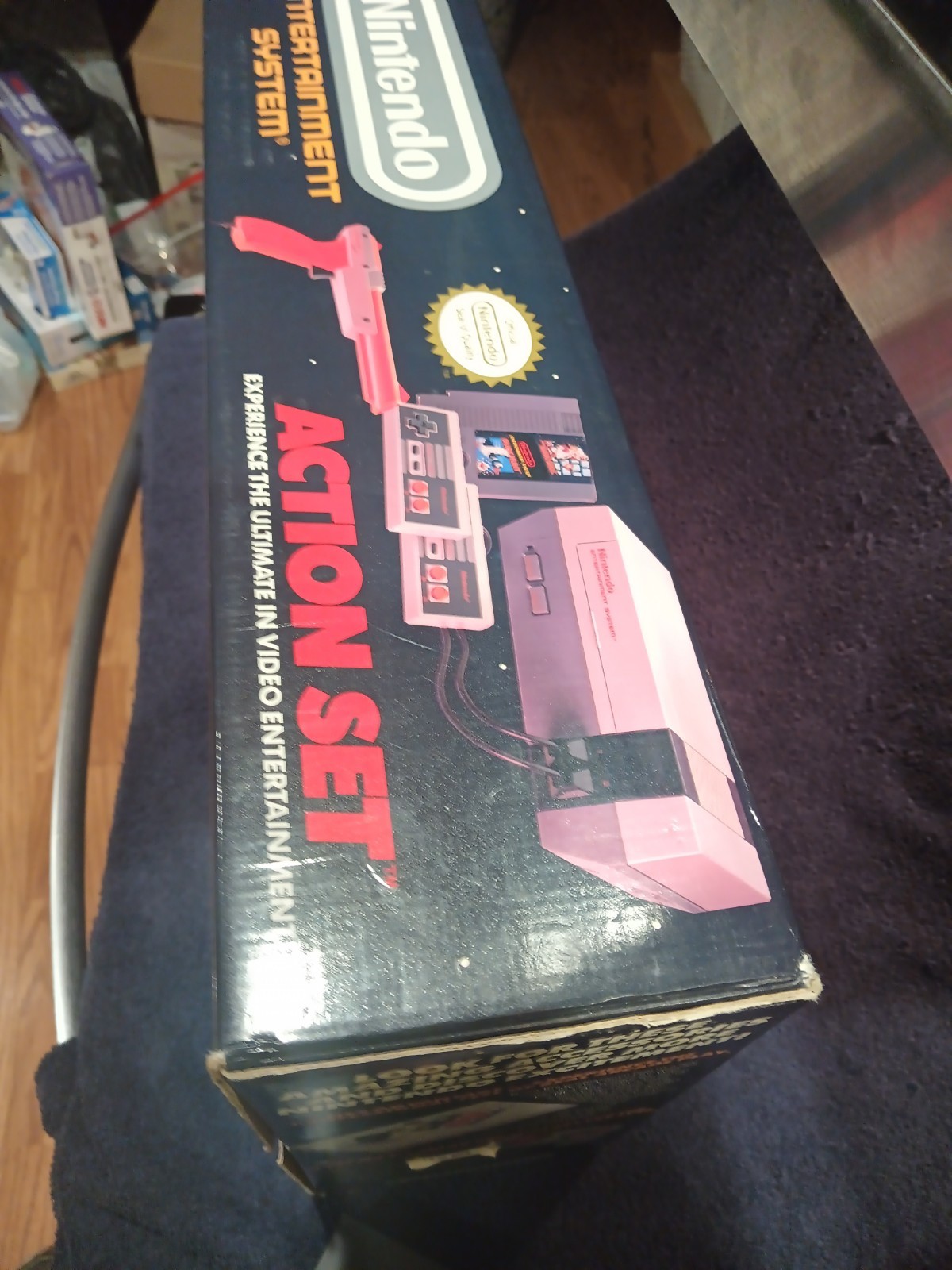 Nintendo Nes Action Set Console System Complete in Box (Cib) Controllers / Games