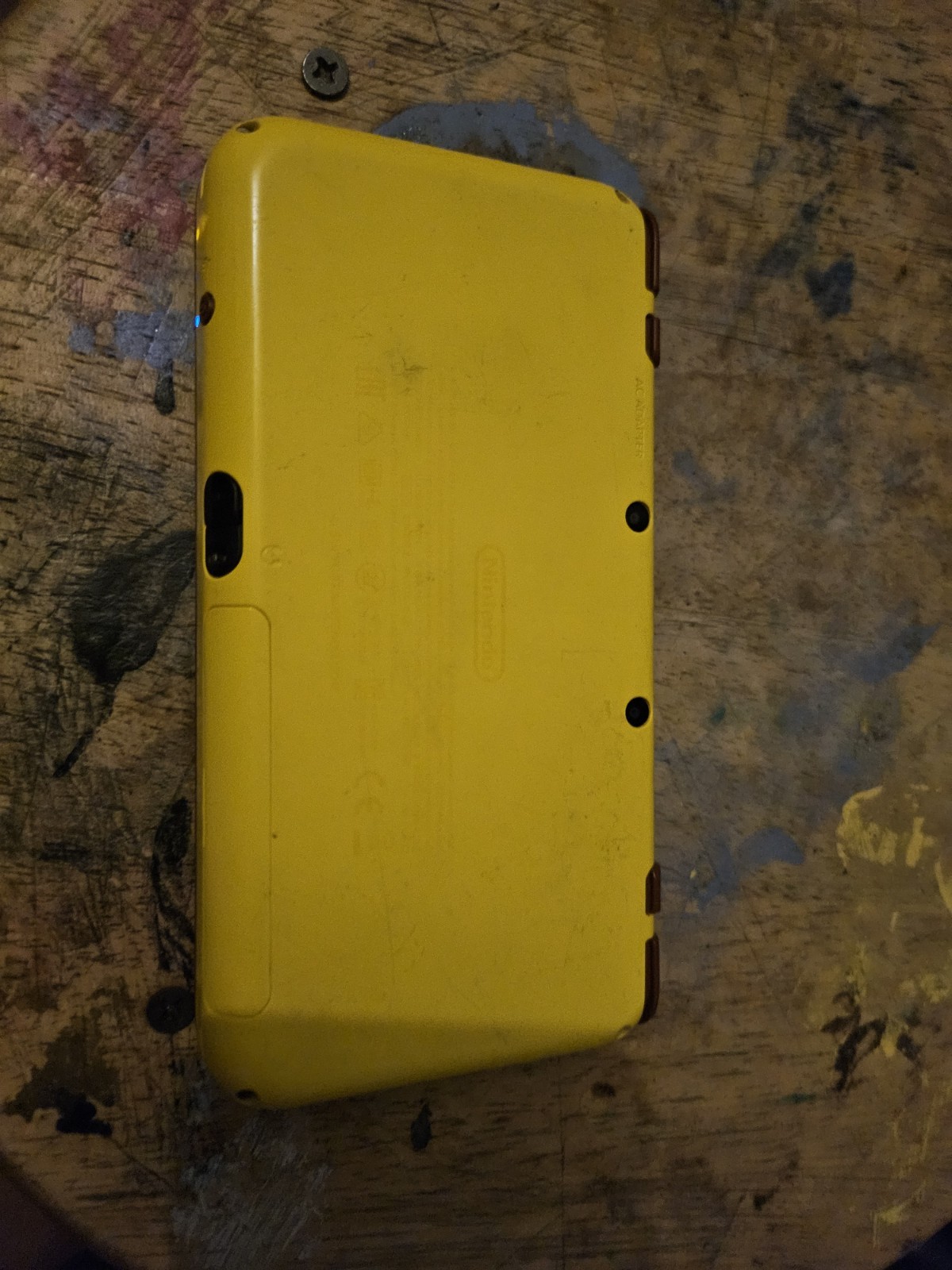 Nintendo 2DS XL Pikachu Edition Yellow Wi-Fi Region Free (3DS)