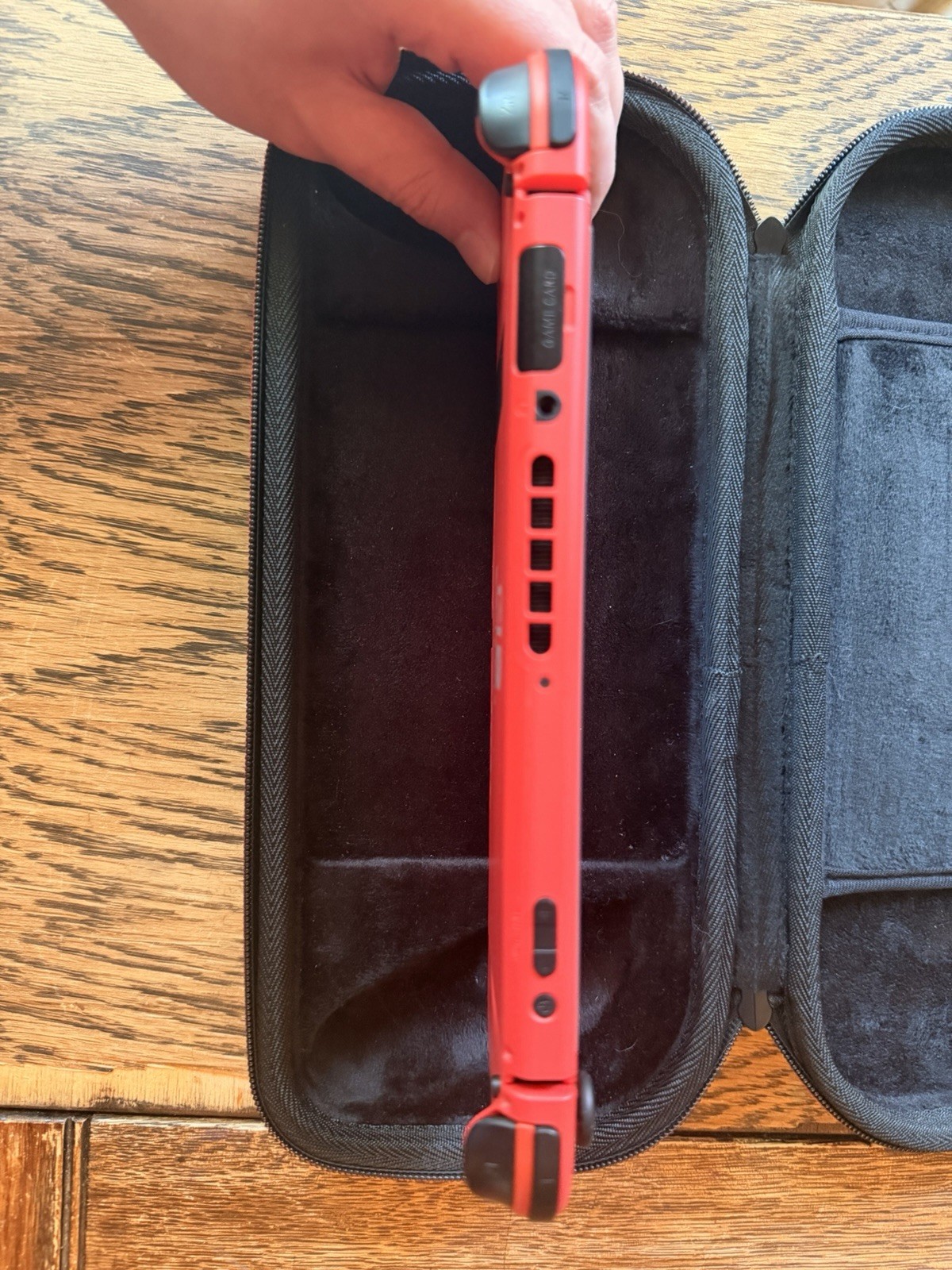 Nintendo Switch V1 Unpatched With Custom shell + Games & Extras