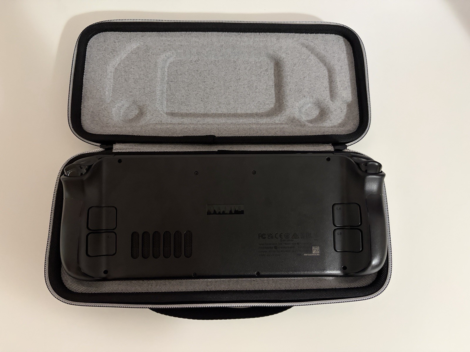 Steam Deck 256GB LCD w/ case and charger