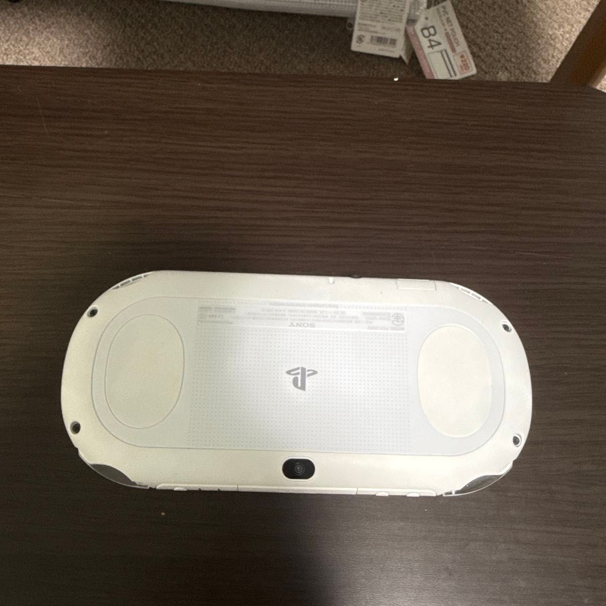 Excellent SONY PS Vita PCH-2000 Console White w/charger