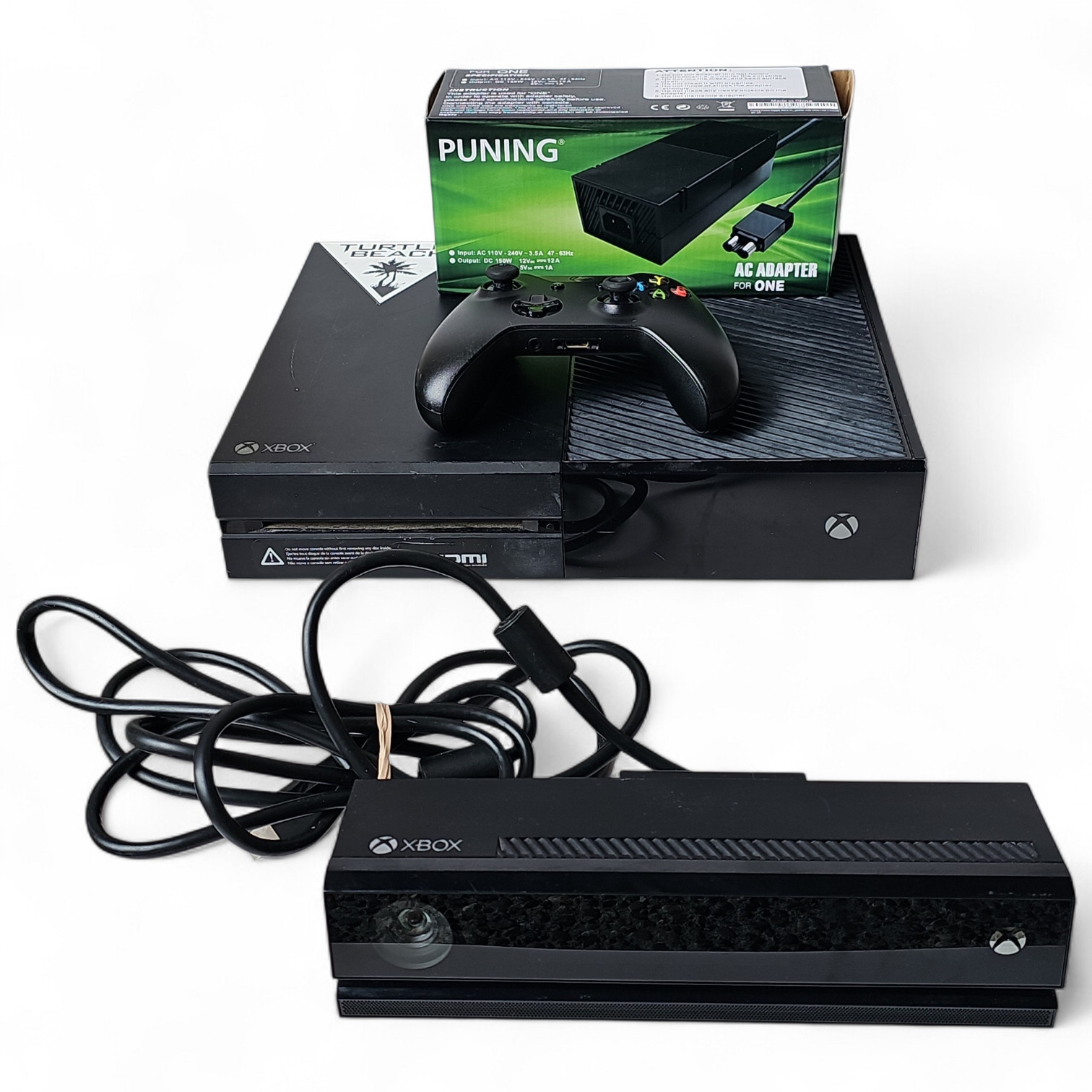 Xbox One 500GB Console Model 1540 Bundle w/Kinect Controller Power Tested