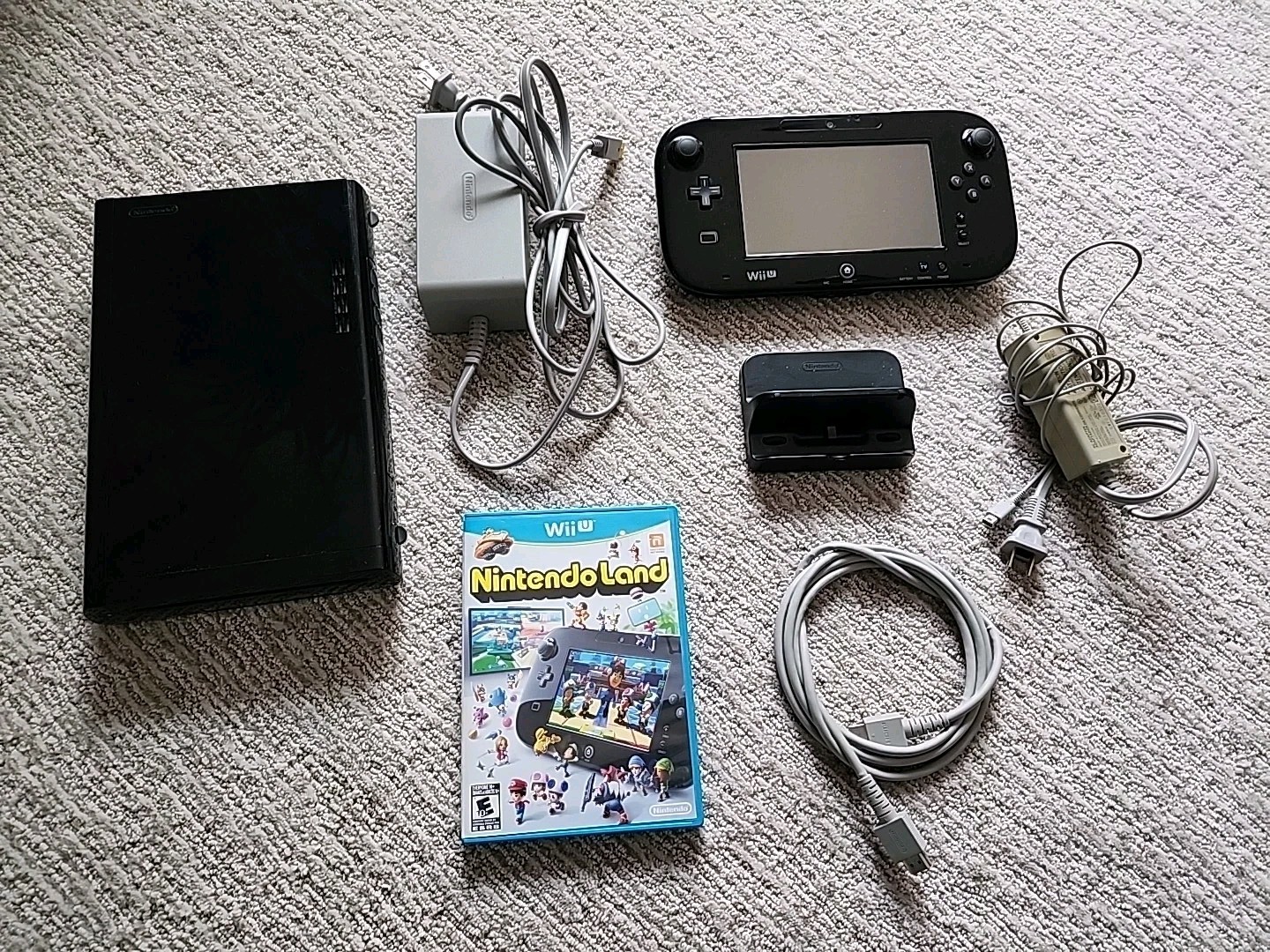 Wii U Console Bundle Complete & Works Great! With All Cords & Nintendoland! NICE
