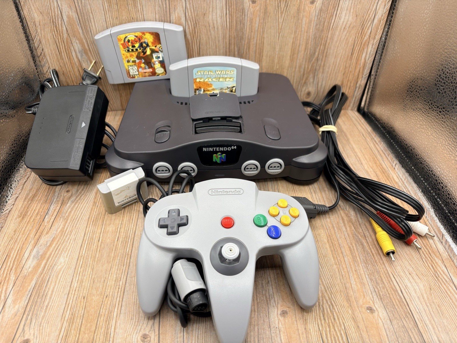Nintendo 64 Bundle N64 Console System W/ Controller + All Cables, 2 Games
