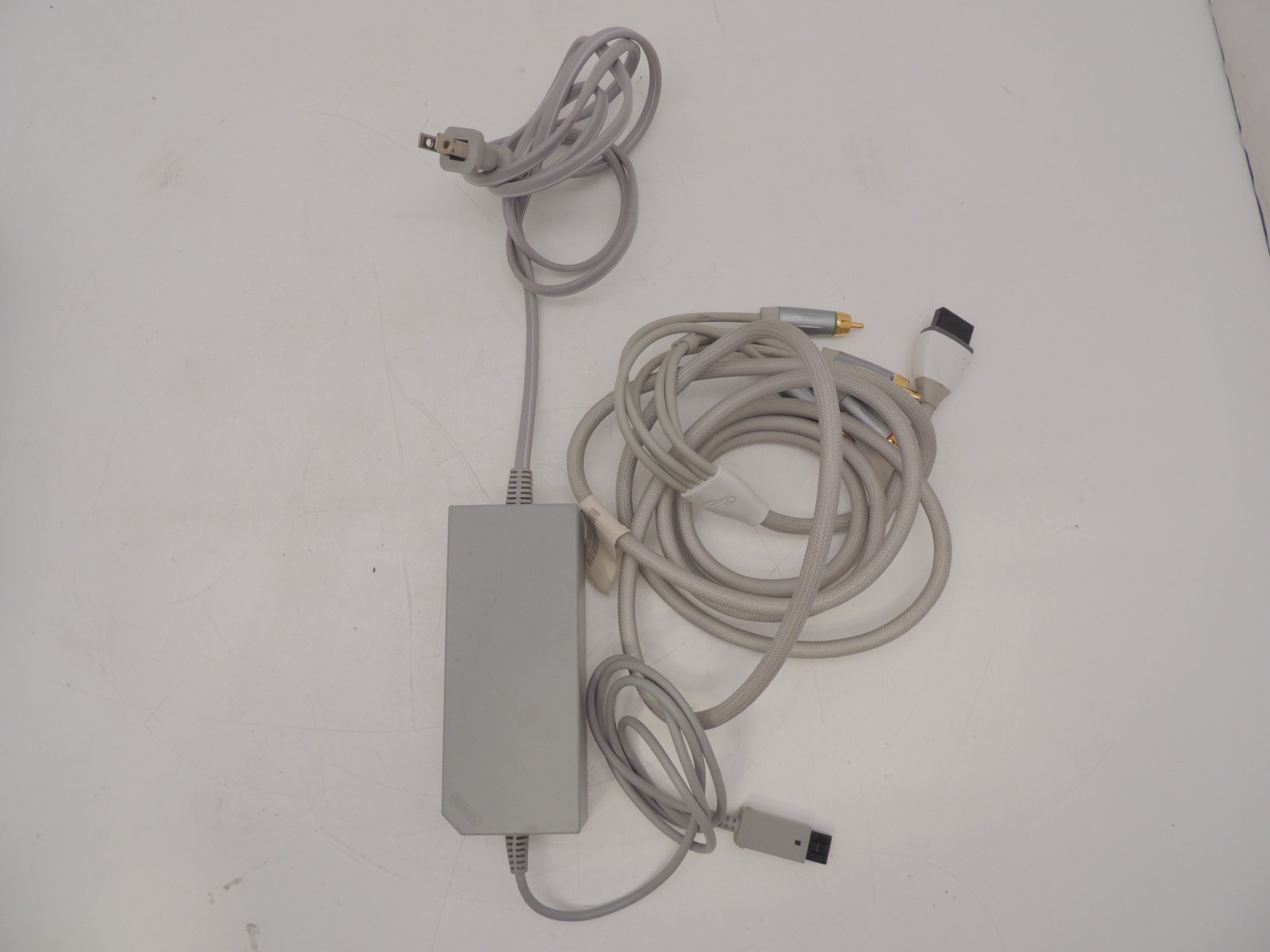 Nintendo Wii RVL-001 USA Black Game Console Bundle Tested