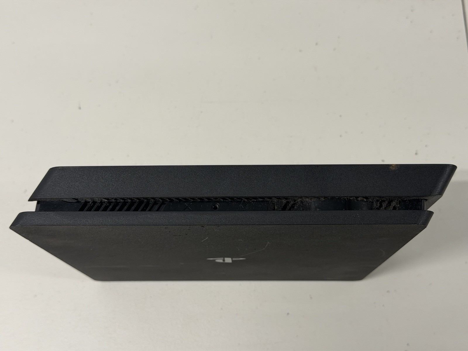 Sony CUH-2115B Playstation 4 Slim 1Tb Gaming System Console Only Firmware 9.00