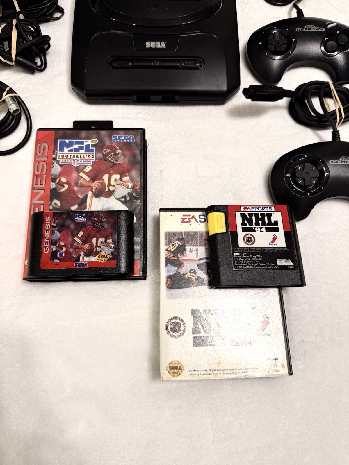 Sega Genesis Model 2 Console Bundle w/ 2 Controllers + Games Tested Working