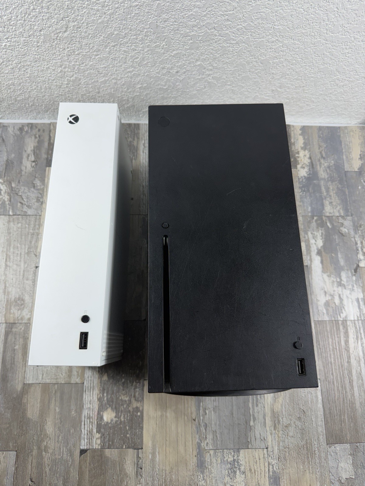 Microsoft Xbox Series X & S Video Game Consoles – For PARTS OR REPAIR