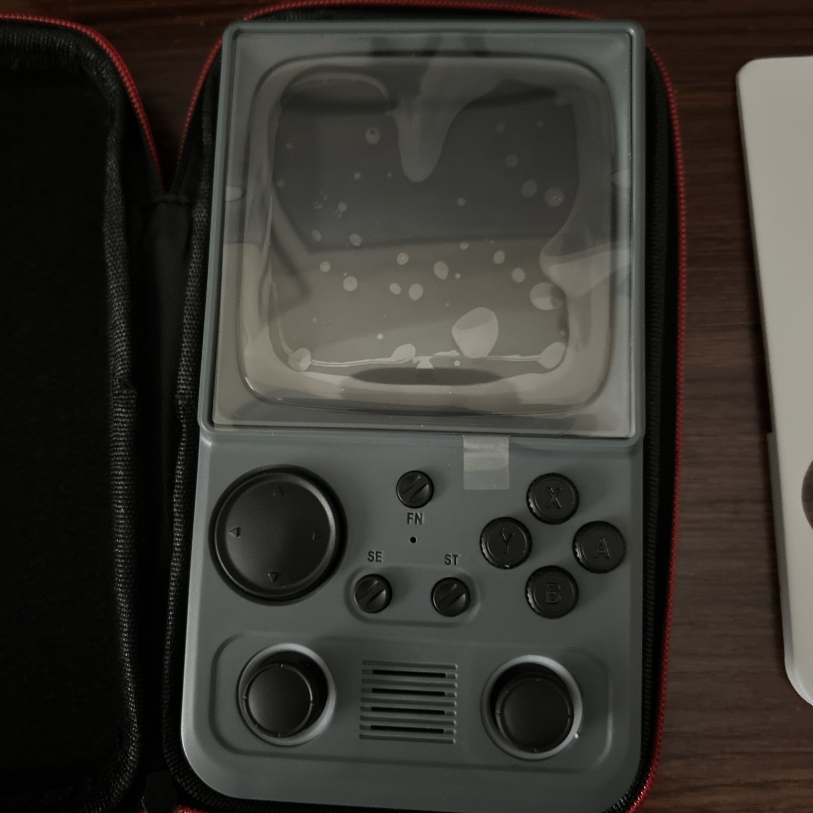R36T MAX Upgraded Retro Handheld with 4000mAh Battery, 4.0» IPS 128GB