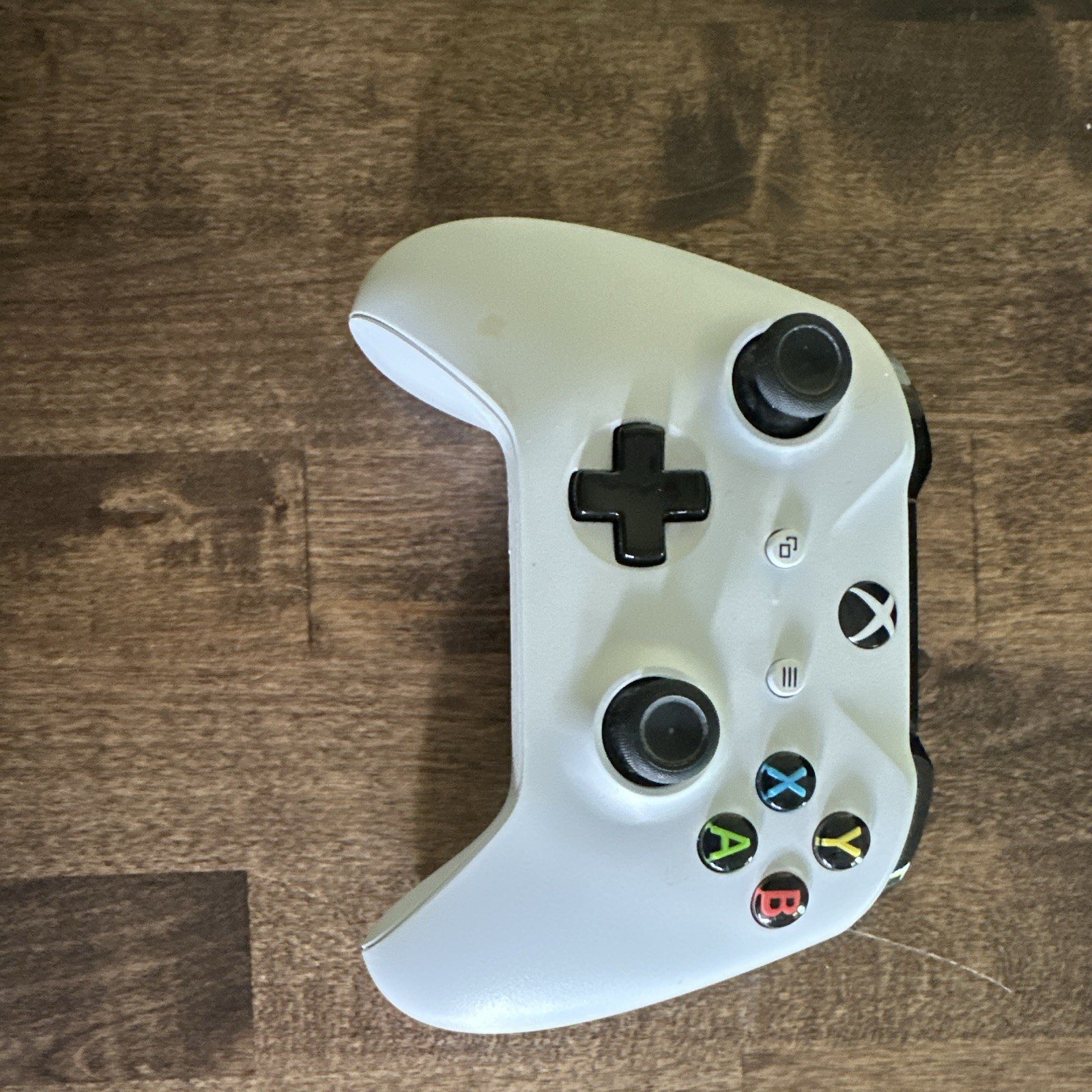 Microsoft Xbox One S 1TB 4K UHD White Console w/ White Controller & Headset