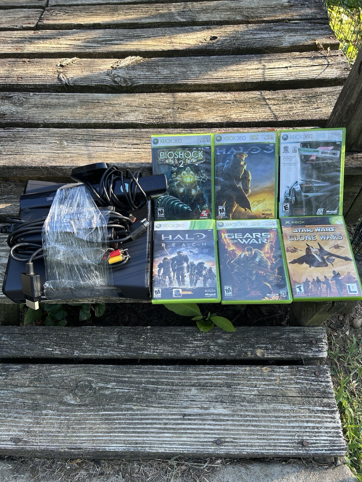 Microsoft Xbox 360 S 4GB Console – Black W/ Kinect & 6 Games