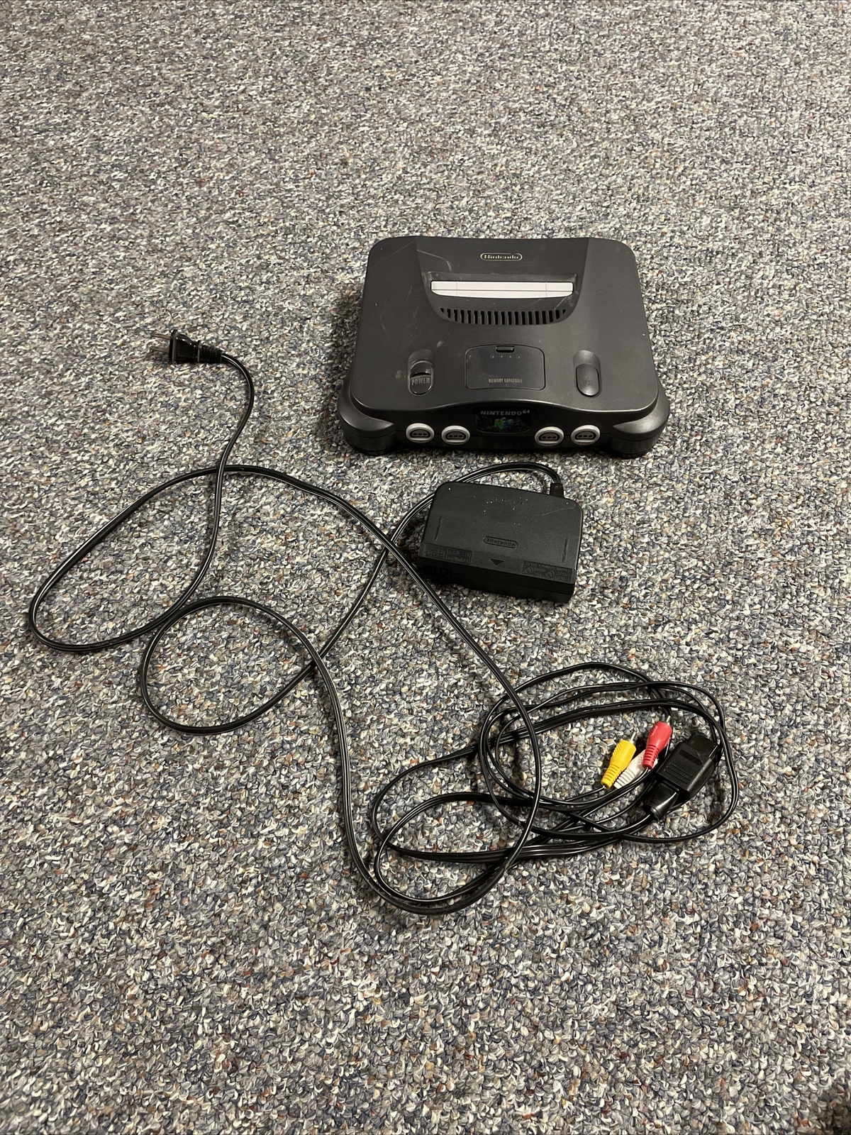 Nintendo 64 System 8 MB Home Console – Charcoal Gray With 2 Controllers