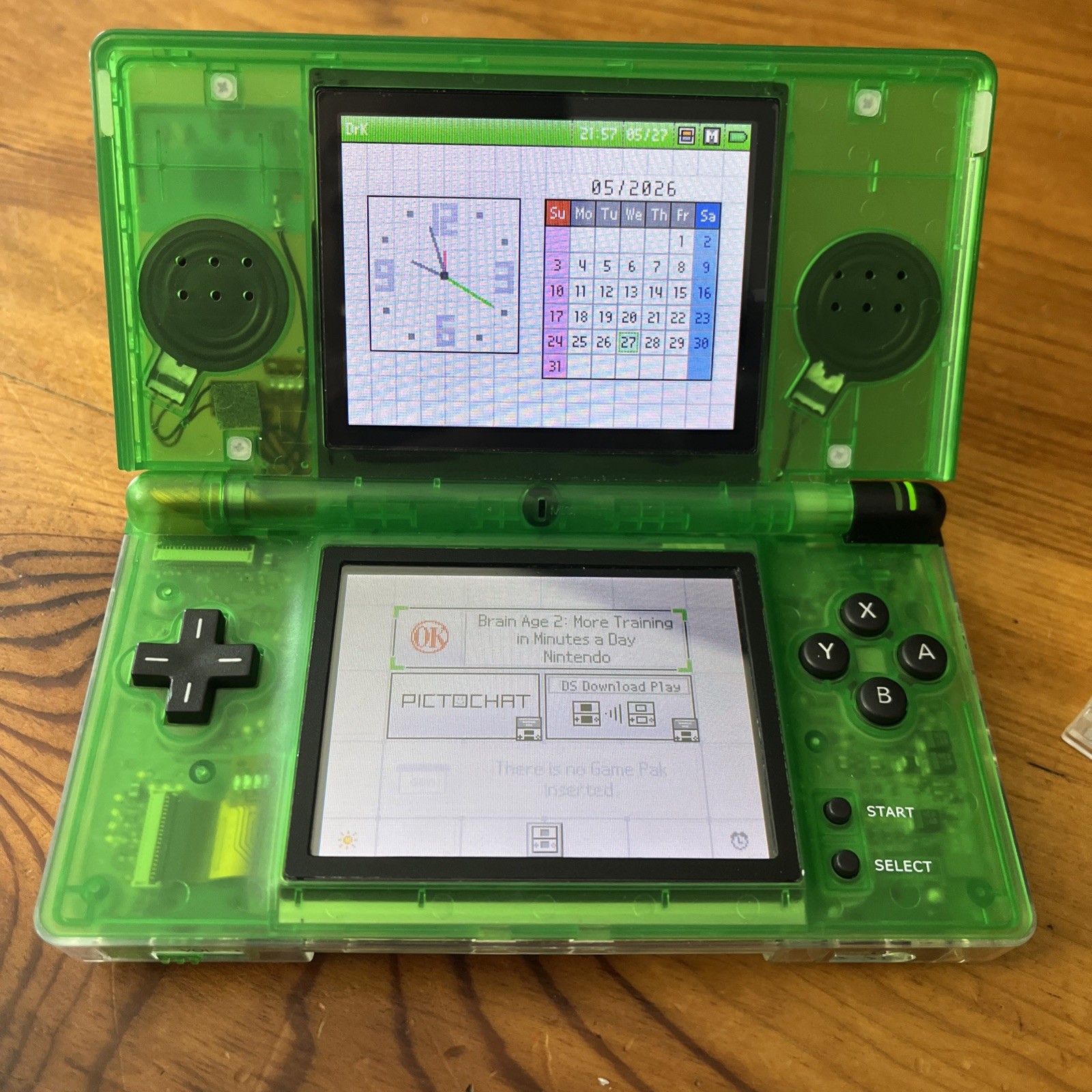 Nintendo DS Lite Bundle + 500 Mult-cartridge (US Version)