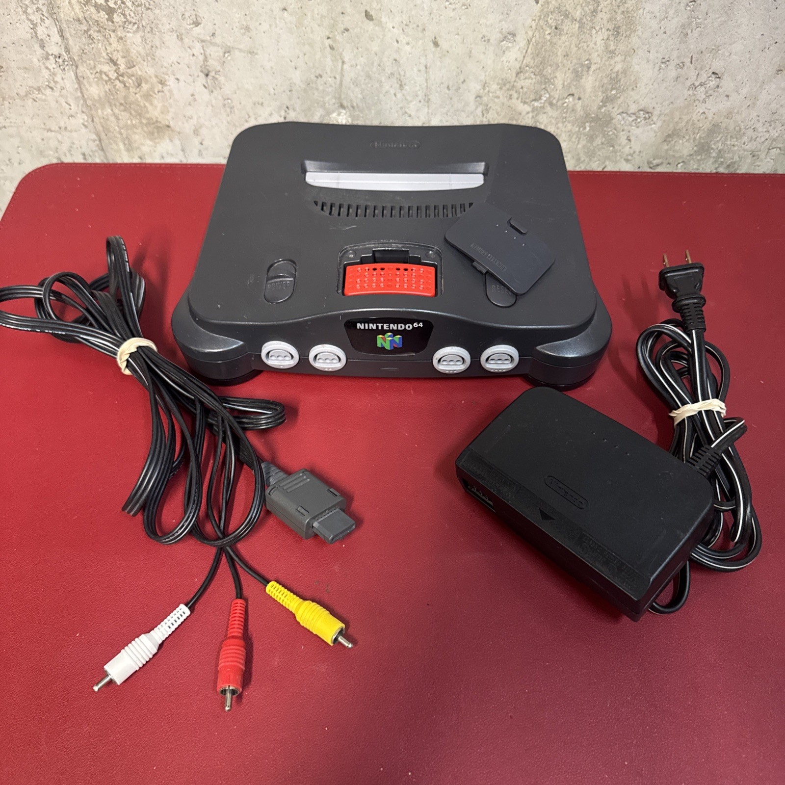 Nintendo 64 Console NUS-001 USA Model with Expansion, Power AV cables See Pics D