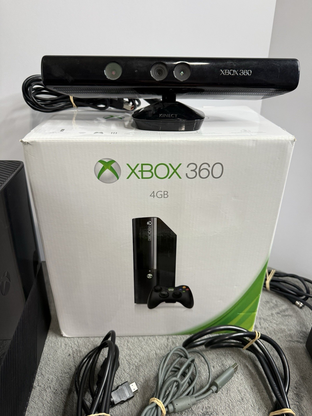 Microsoft Xbox 360 E 250GB Console W/ Original Box Games OEM Controllers Tested