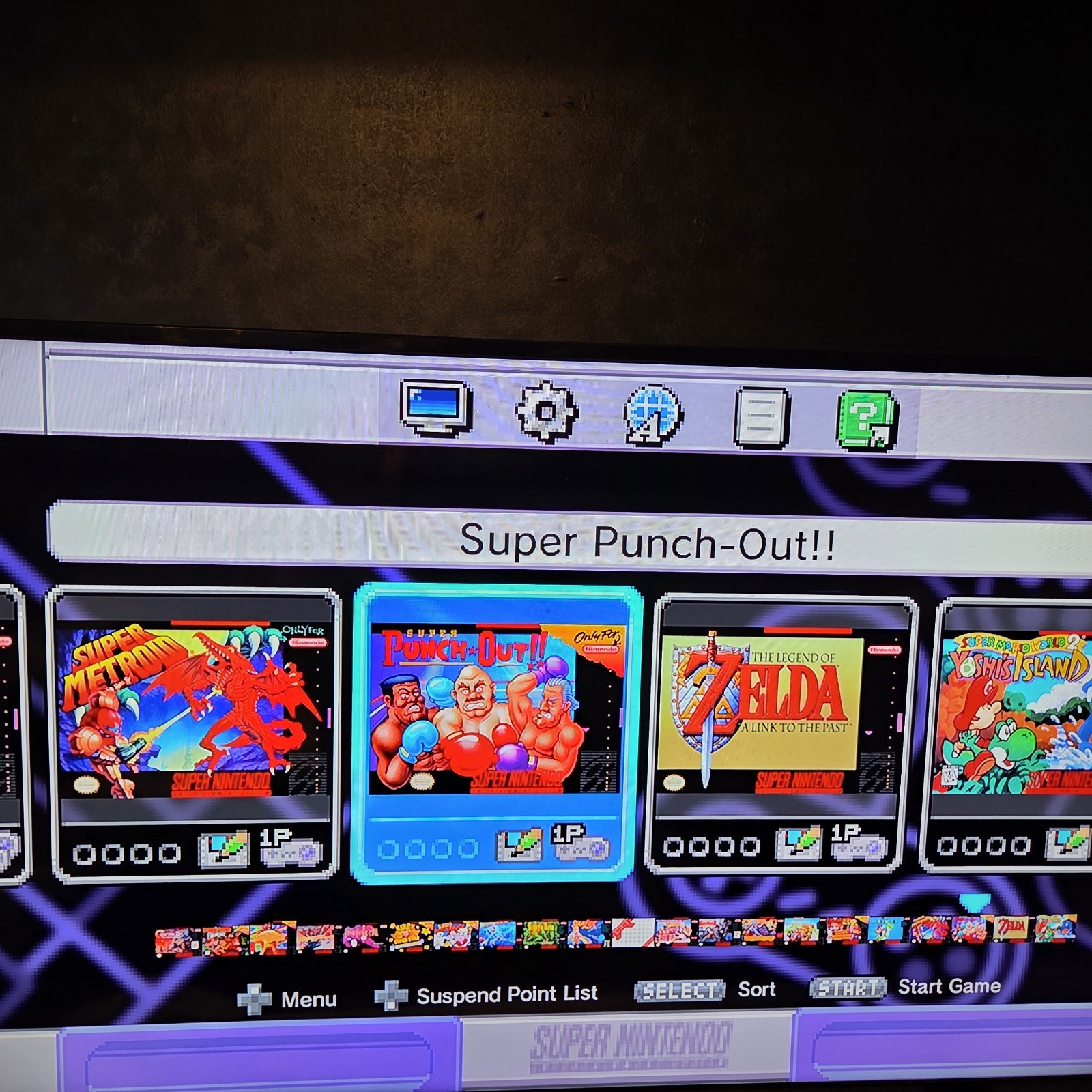 Super Nintendo SNES Mini Classic Console CLV-201 Cables 2- Cordless Controllers