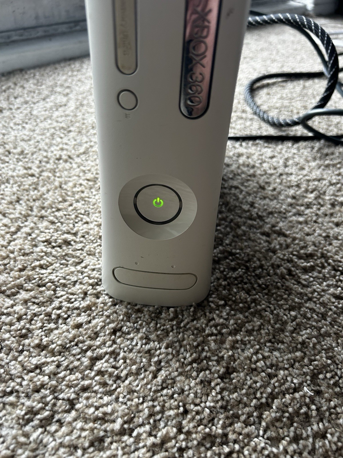 Microsoft Xbox 360 Pro 20GB Home Console – B4J00107