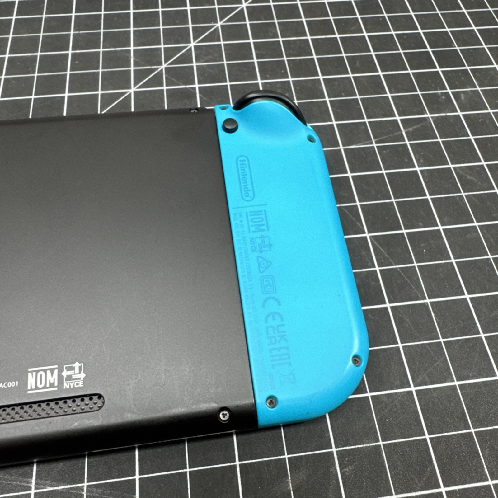 Nintendo Switch 1 V2 Console Complete Works Perfectly B E2