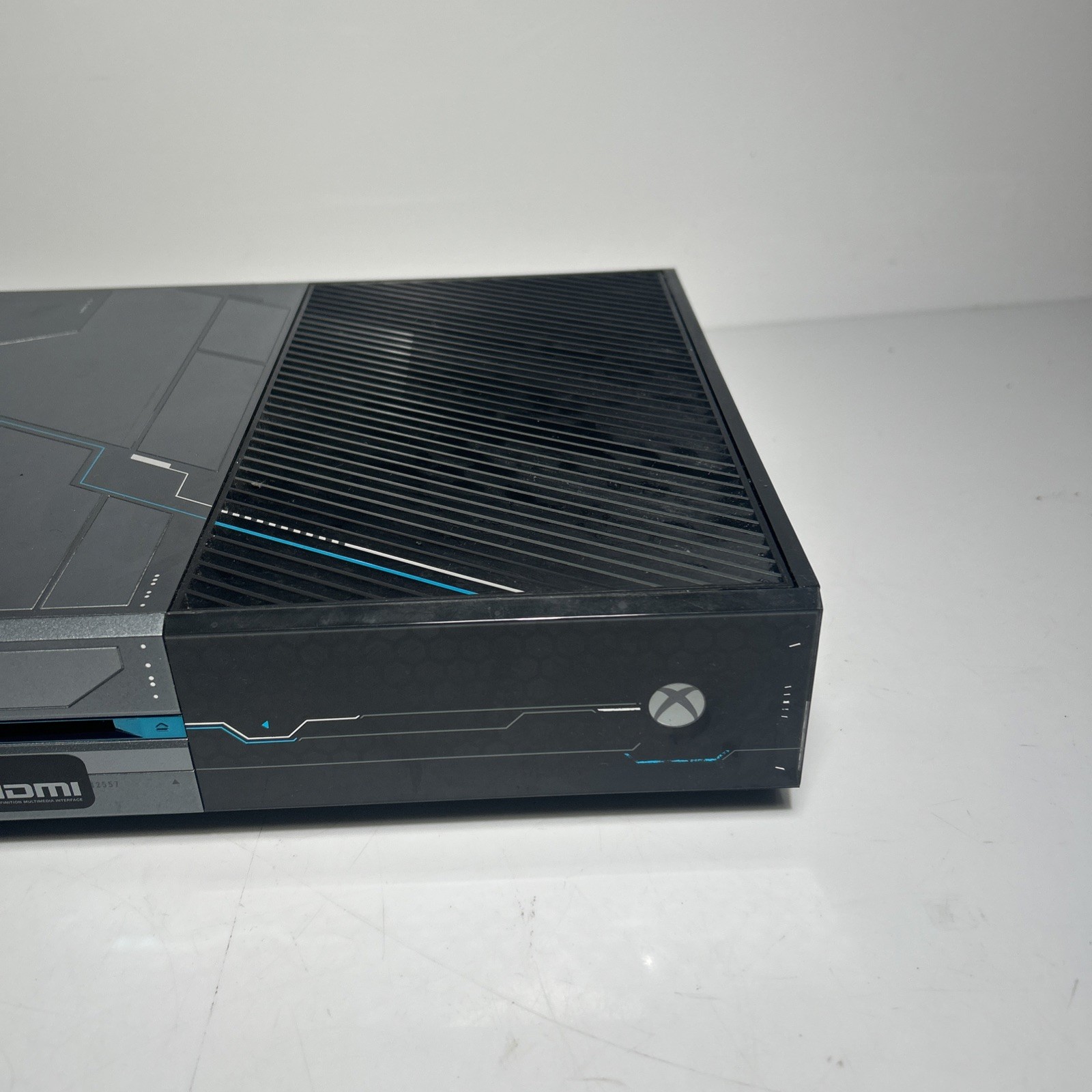 Limited Edition XBOX ONE Halo 5 Guardians Console & Controller Boxed Tested