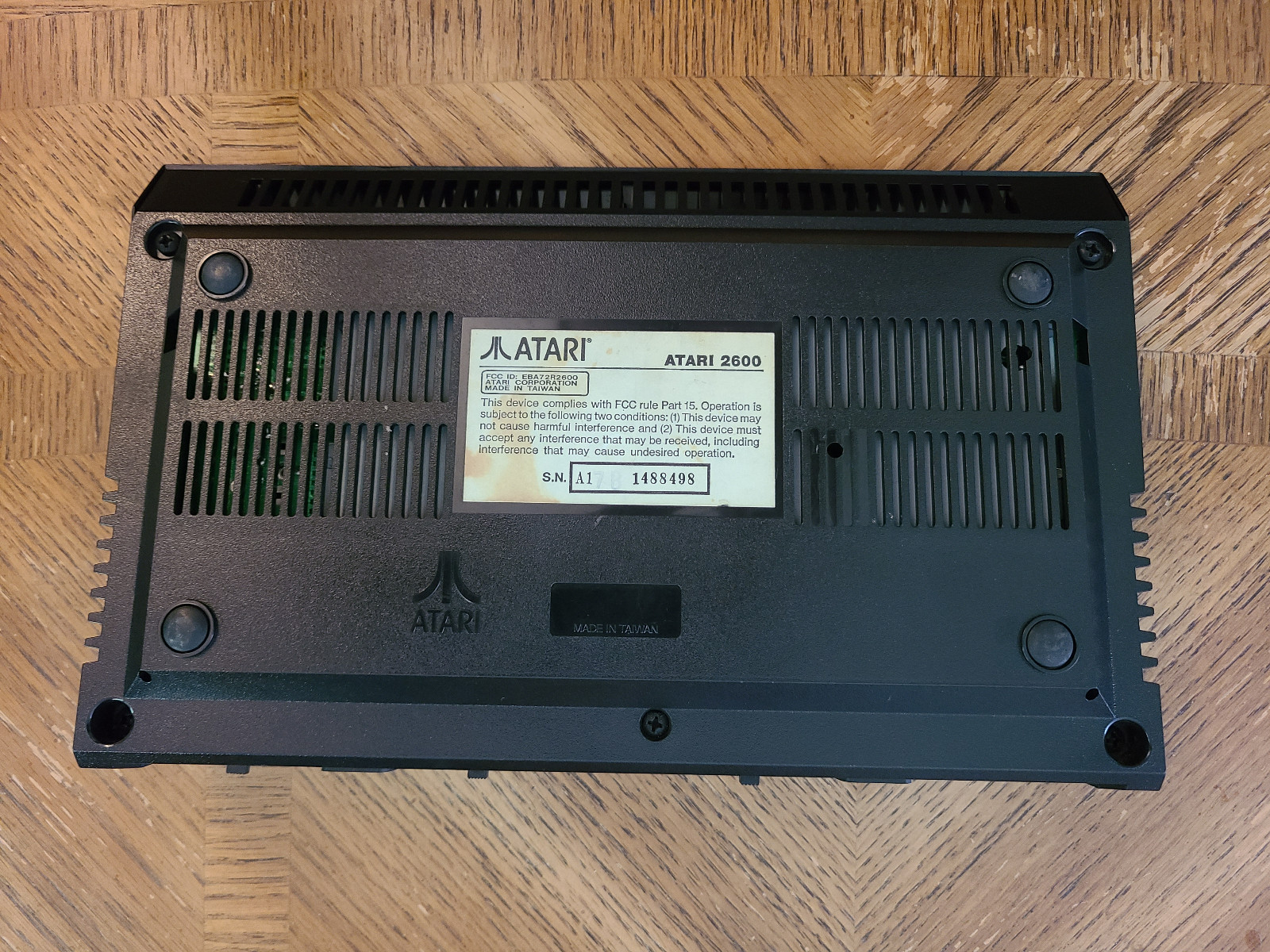 Atari 2600 Jr. 1986 Home Console with games and controllers
