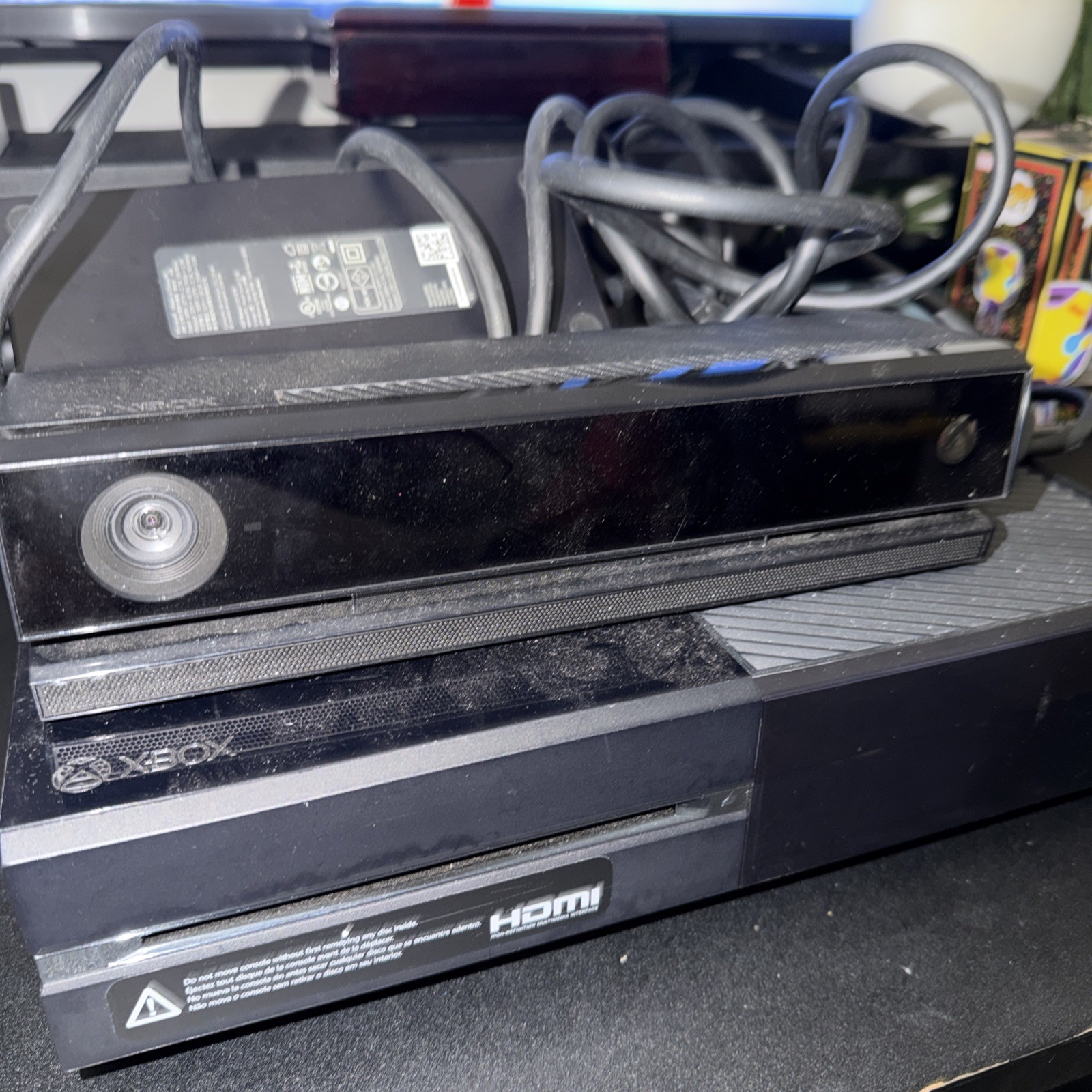 Microsoft Xbox One Kinect Bundle 500GB Black Console (7UV-00239)