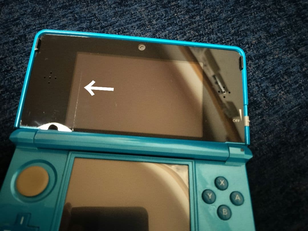 With Bonus Nintendo 3DS Console Light Blue Tested and Working