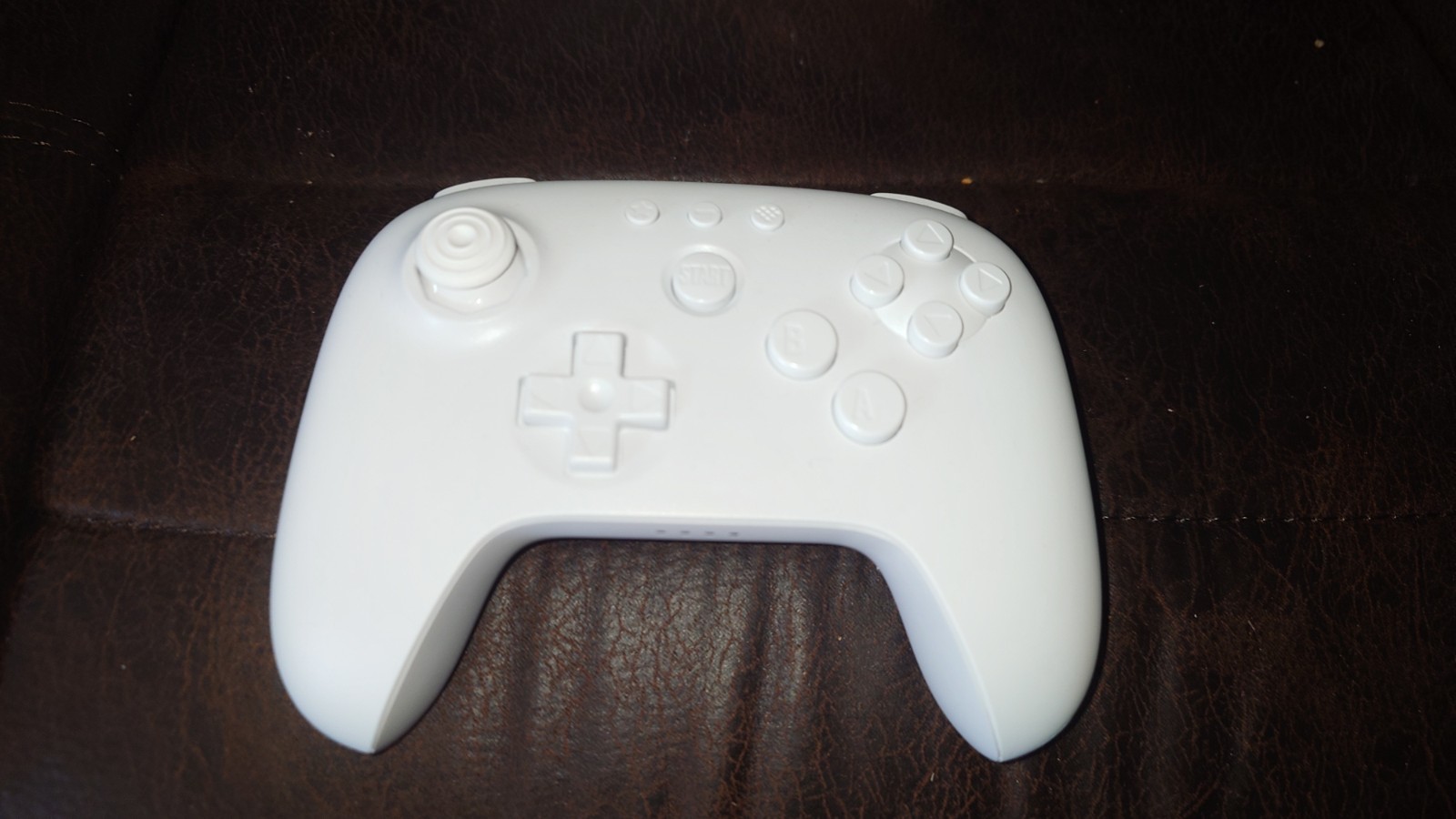 Analogue 3D + 8Bitdo N64 Bluetooth Controller