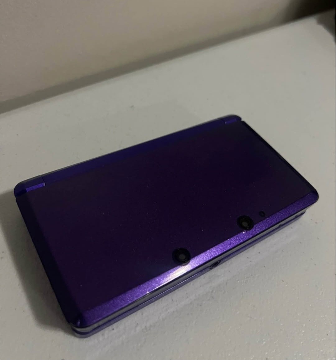 Nintendo 3DS Purple Handheld System 3D Audio Technology Headphone Jack