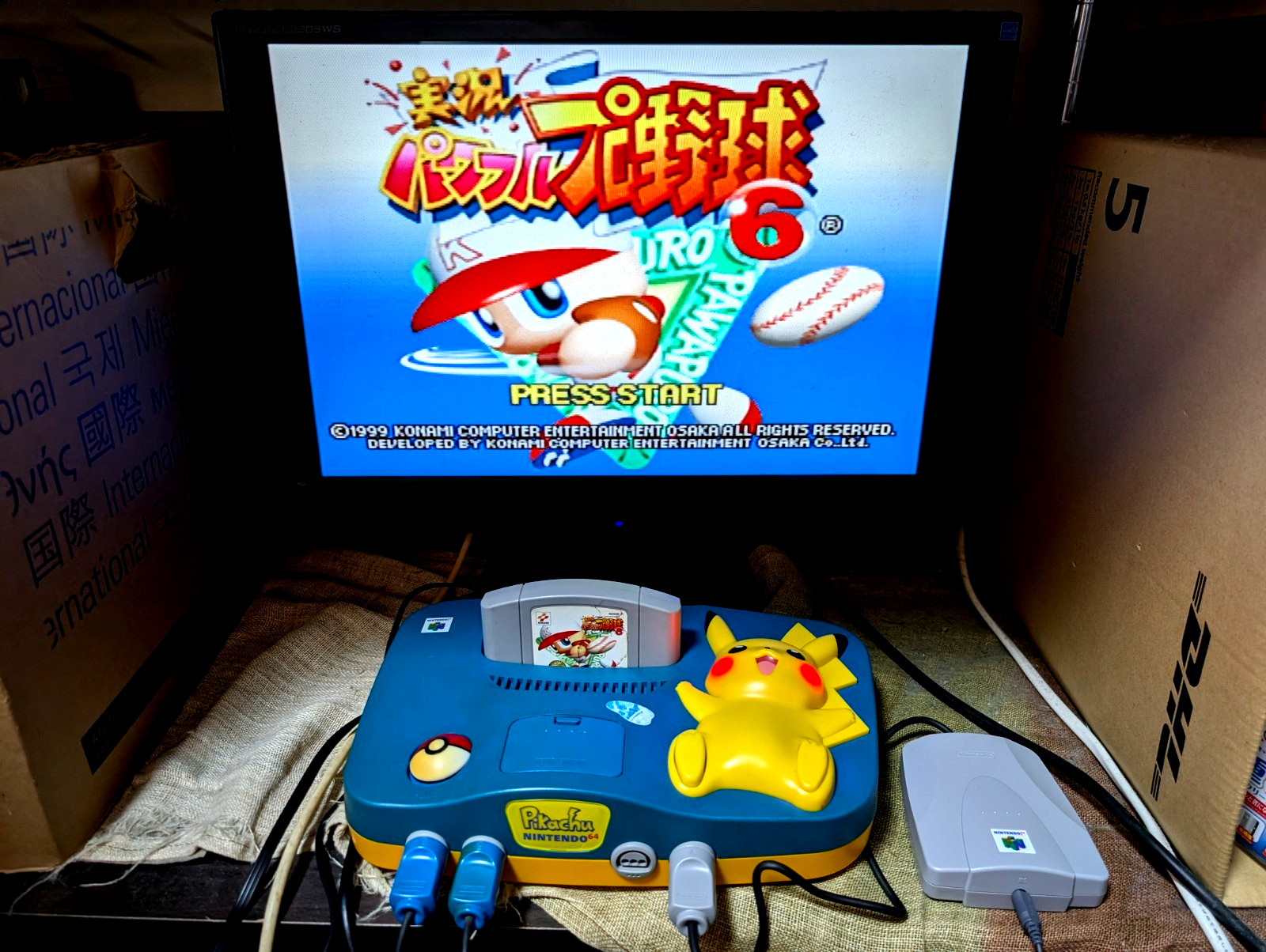 Nintendo 64 Pokemon Pikachu Region Free Console 2Controllers N64 japan