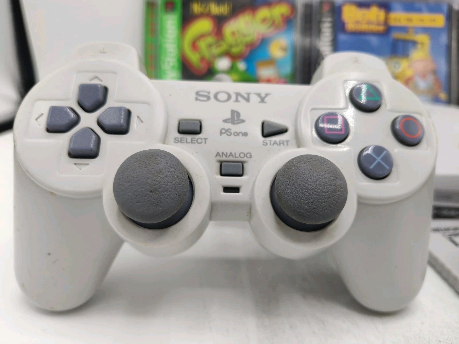 Sony PlayStation One Bundle SCPH-101 + 2 Controllers + 6 Games + Mem Card Tested