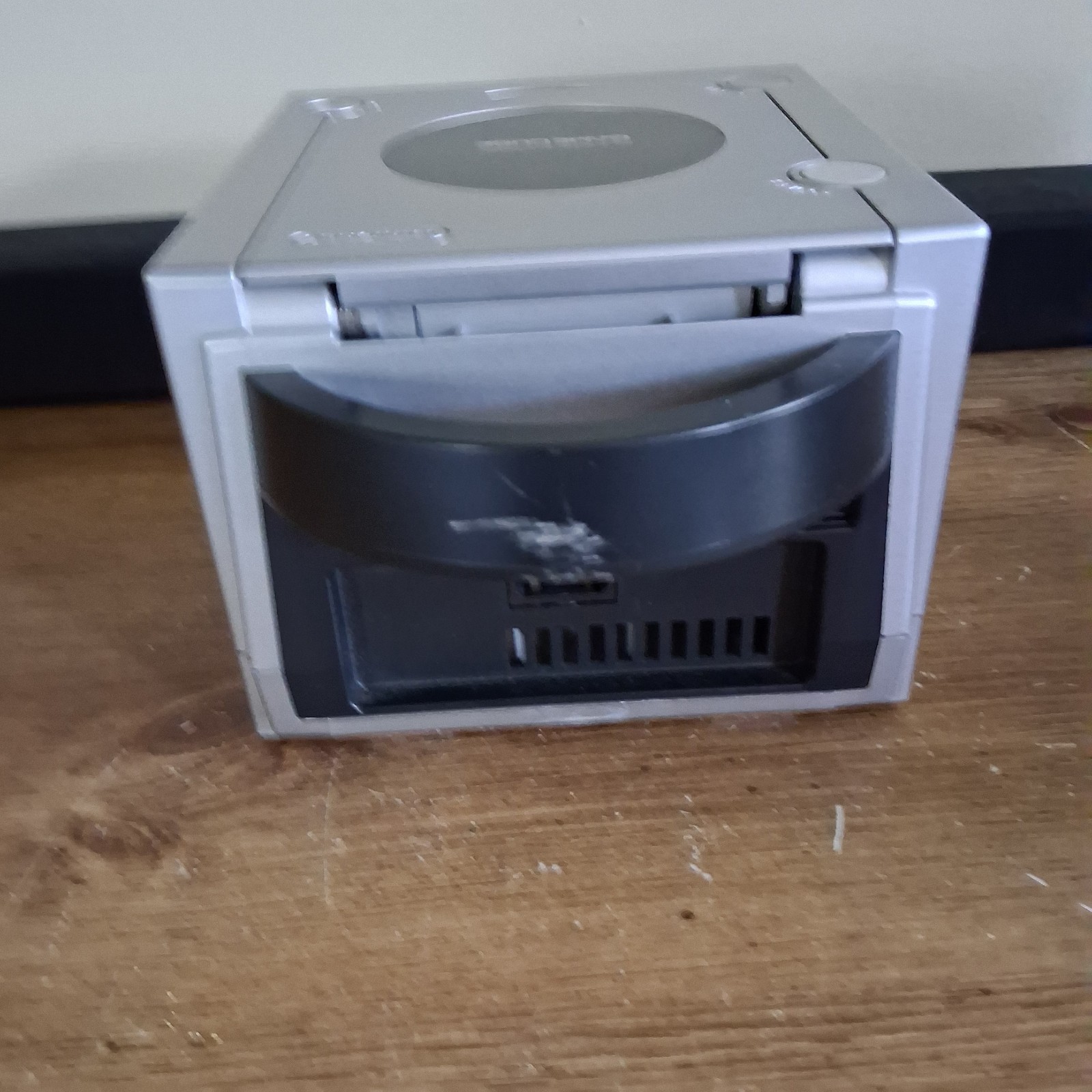 Lot of 2 Broken Nintendo GameCube Consoles DOL-101 Parts Repair Silver/ Black