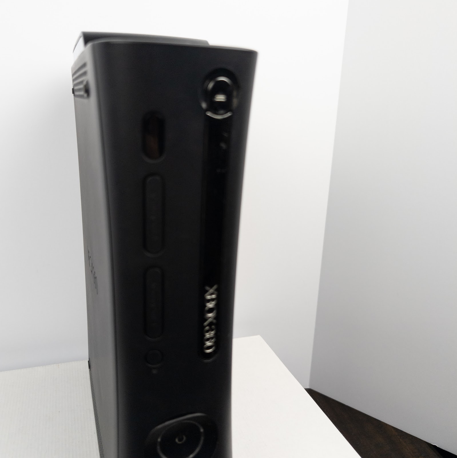 Microsoft Xbox 360 120GB Console w/ Power Adapter – Stuck Tray – Tested Working
