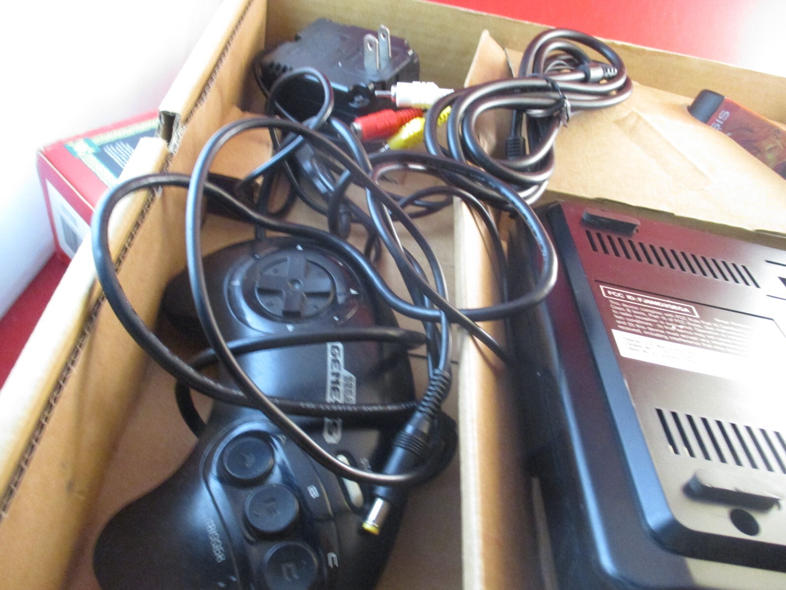 Sega Genesis Model 2 Console w/ Lion King Box, Controller, Cords, System Manual