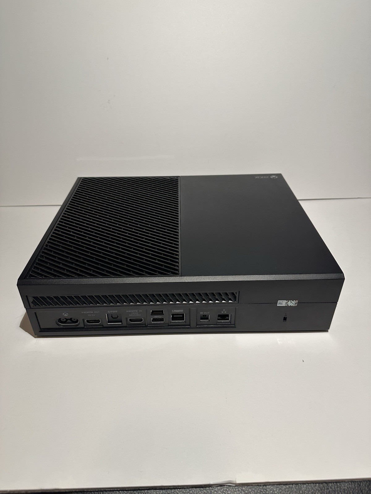 Xbox One 500GB Console w/ Cords & Controller Tested Working